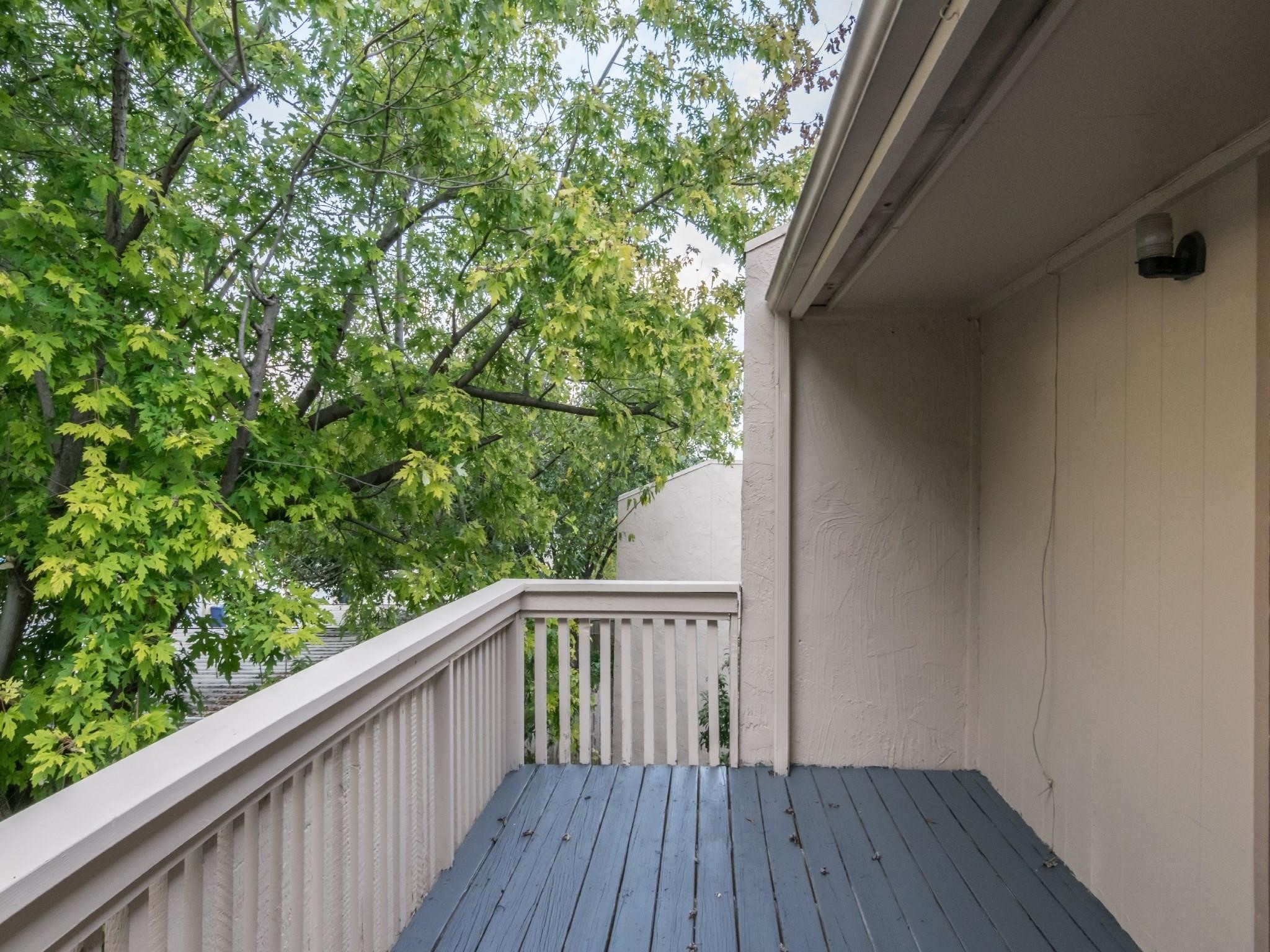 317 Valley Park Drive Garland TX 75043