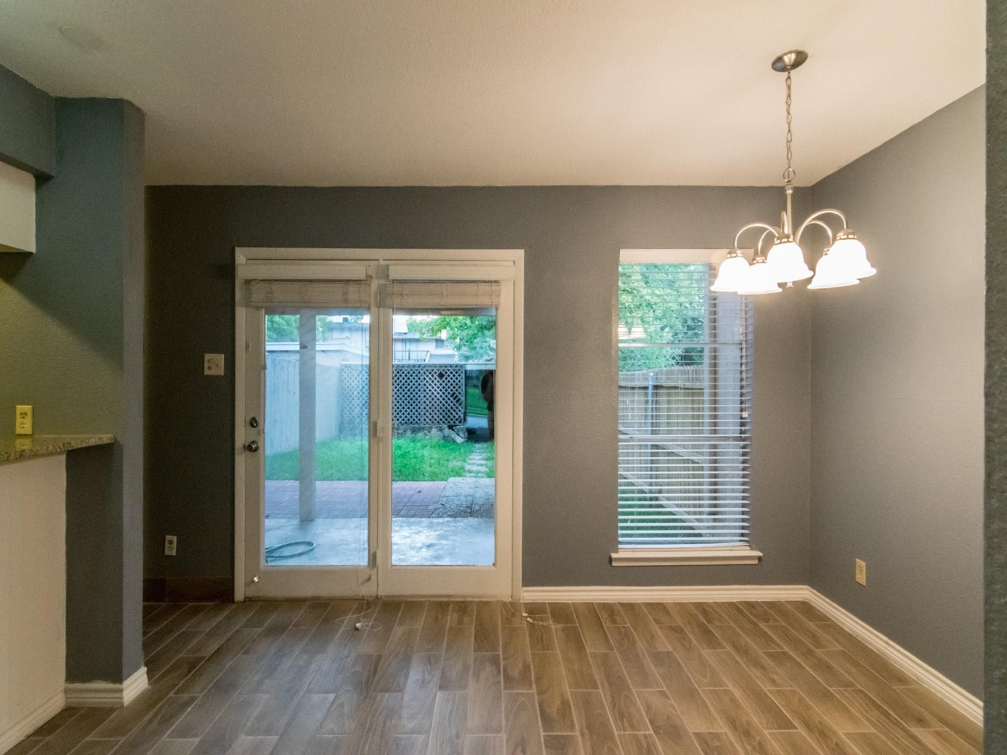 317 Valley Park Drive Garland TX 75043