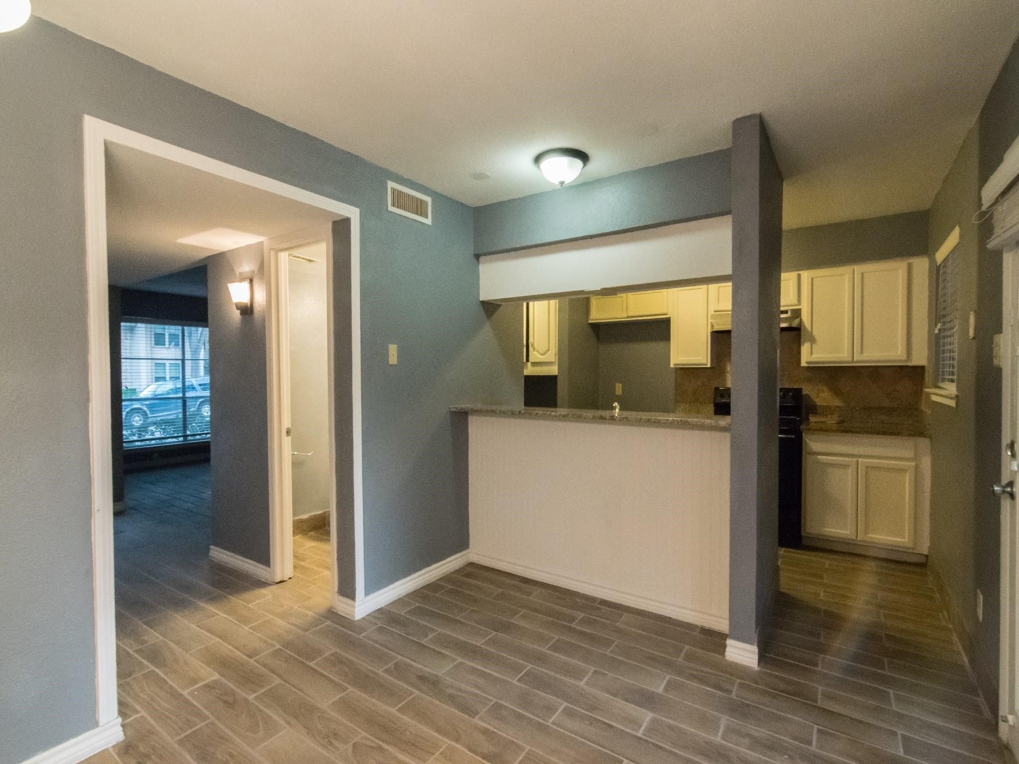 317 Valley Park Drive Garland TX 75043