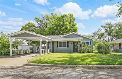208 D Street Whitesboro TX 76273