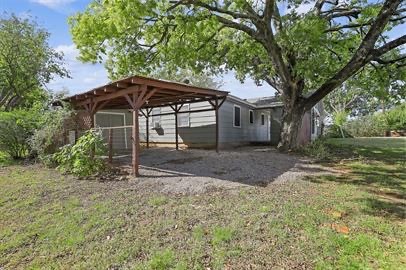 208 D Street Whitesboro TX 76273