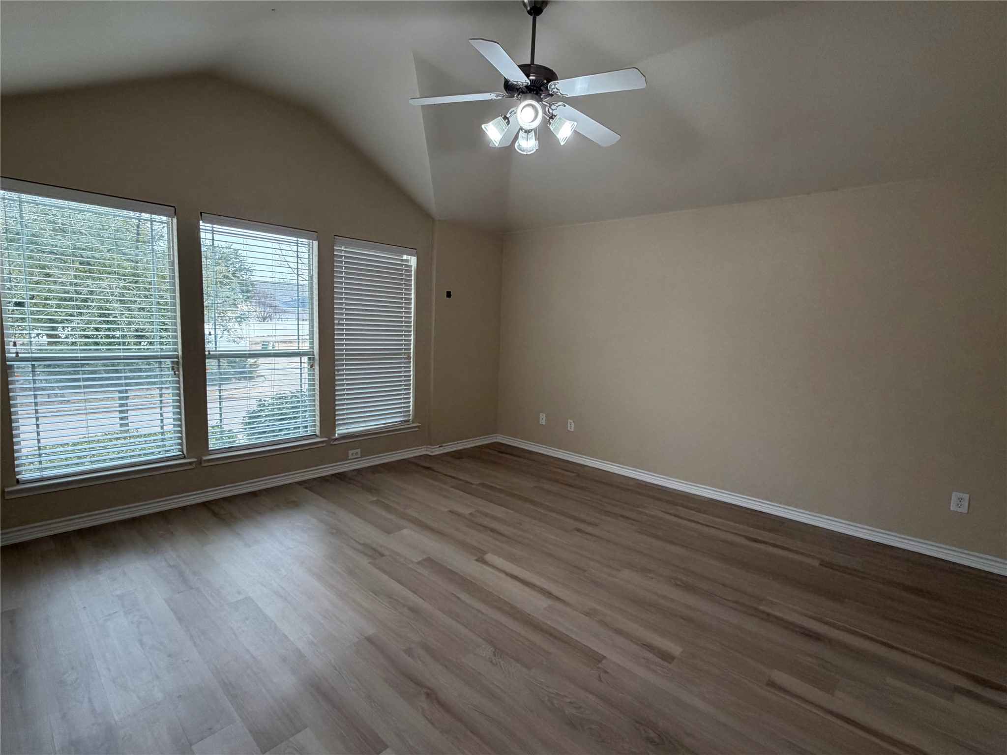 1525 Cherokee Rose Trail Savannah TX 76227