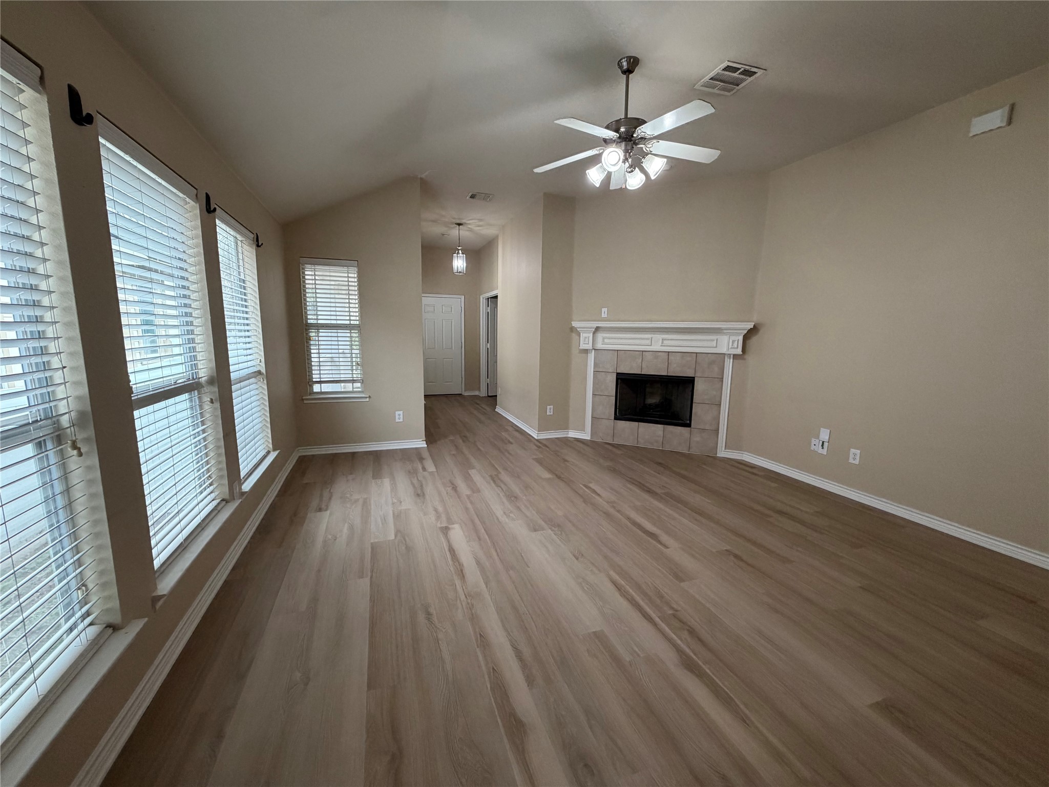 1525 Cherokee Rose Trail Savannah TX 76227