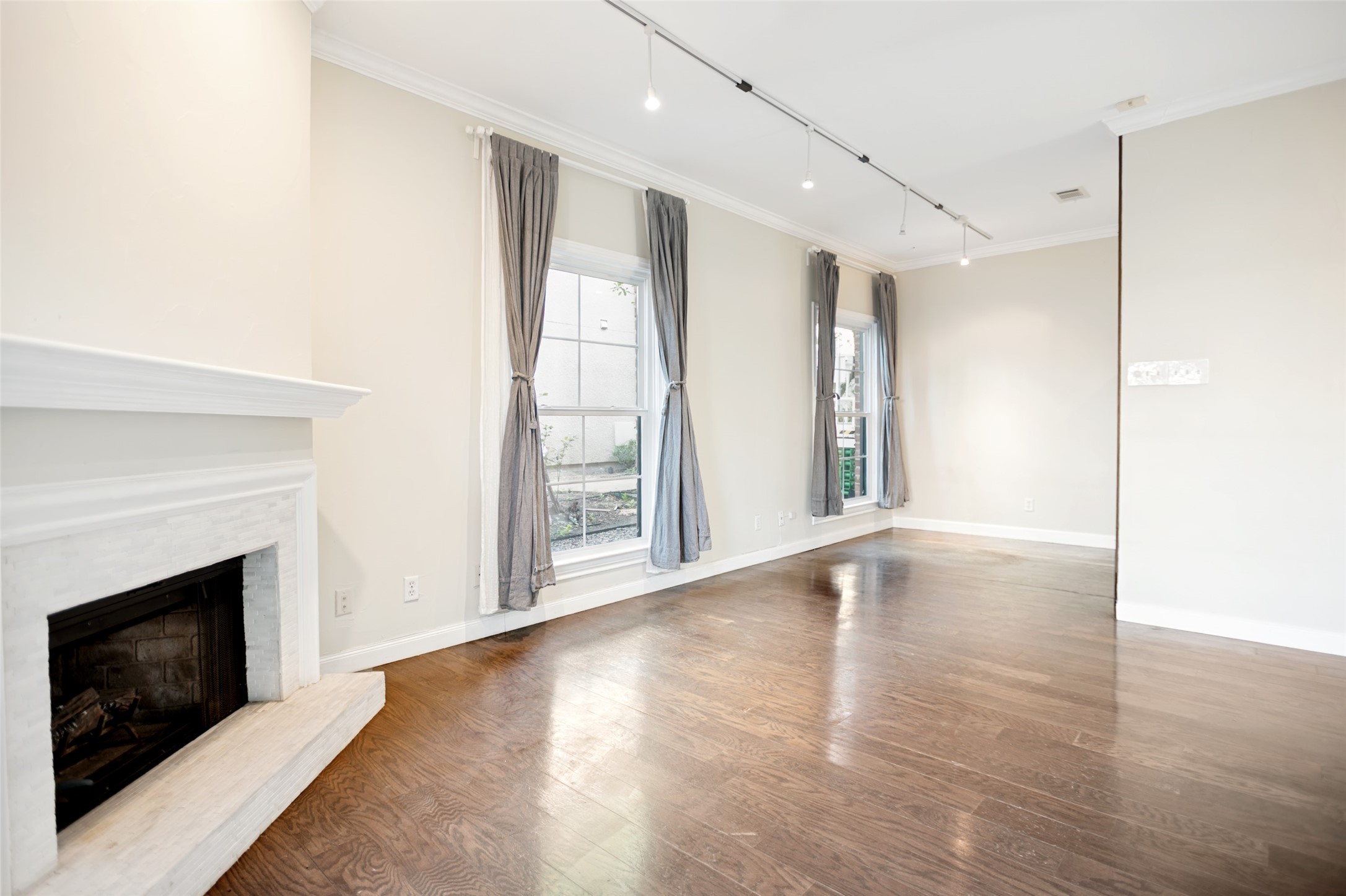 3905 Gilbert Avenue Dallas TX 75219