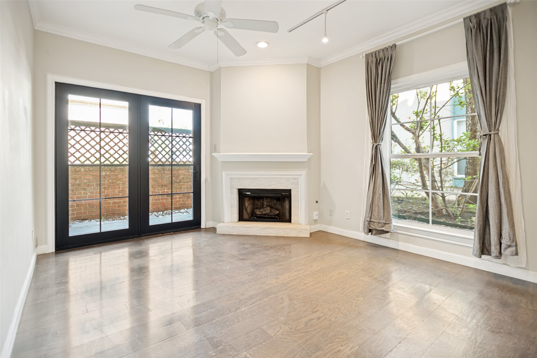 3905 Gilbert Avenue Dallas TX 75219