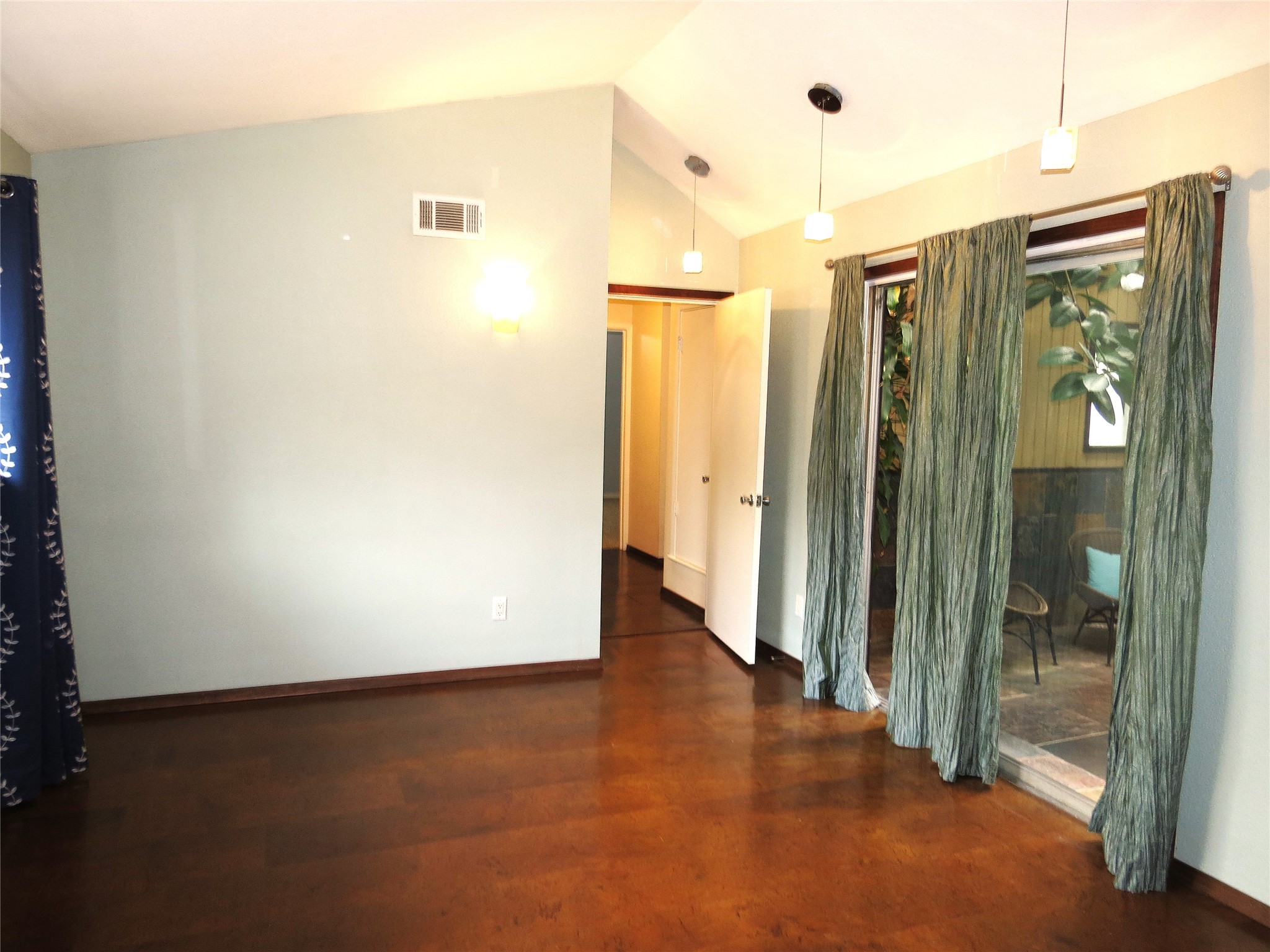 10505 Swallow Lane Dallas TX 75218