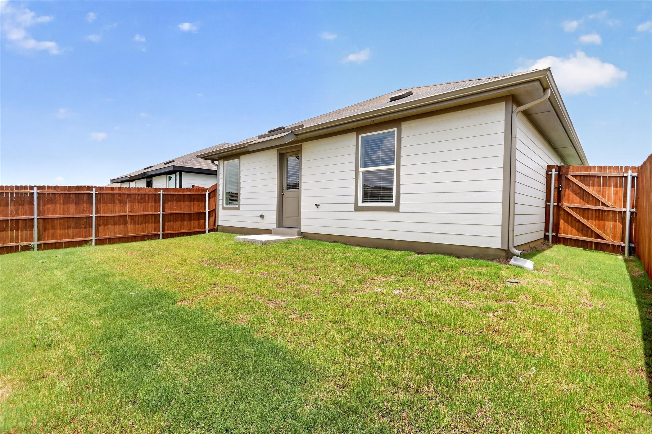 5533 Flannel Lane Krum TX 76249