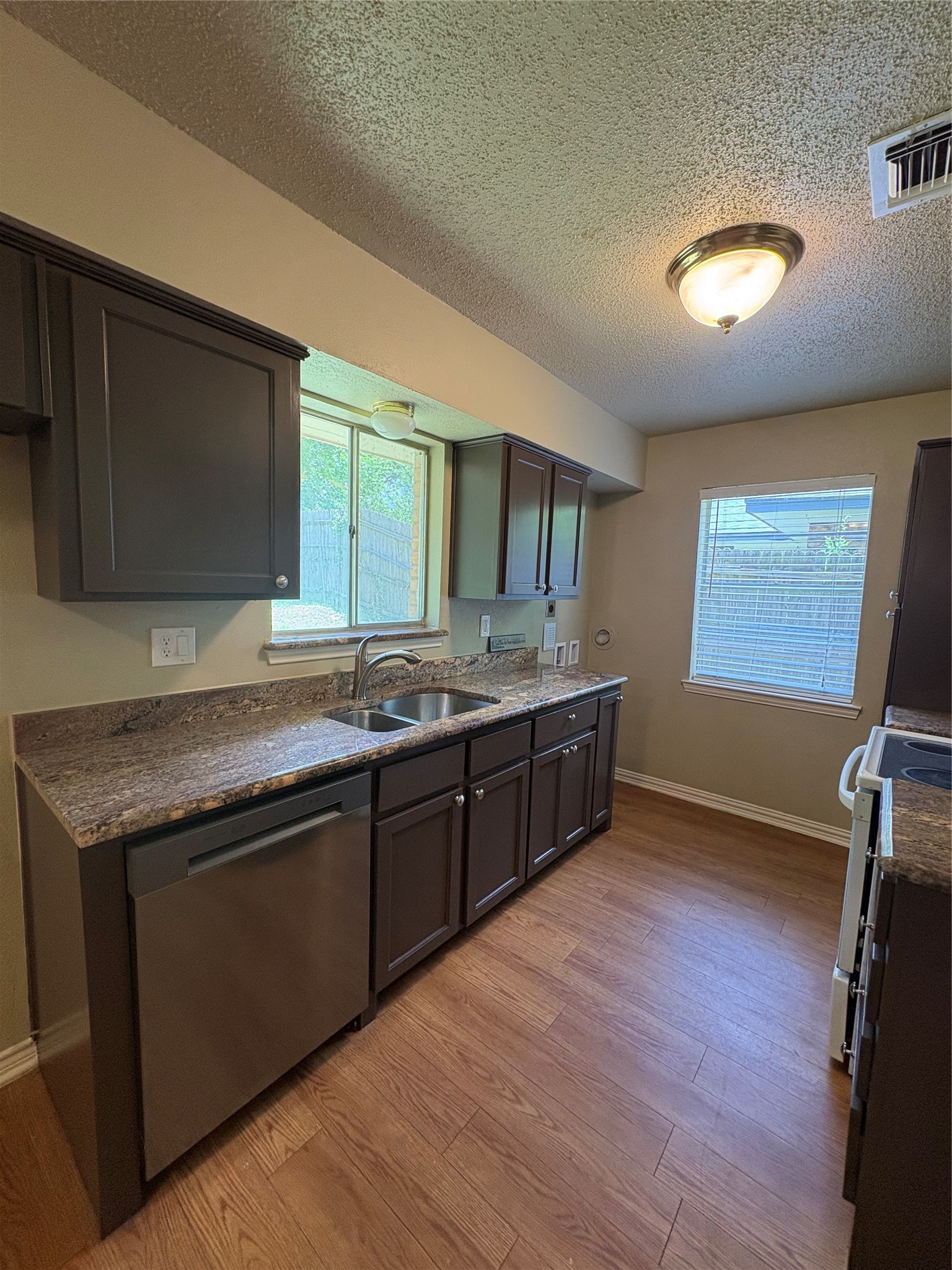 334 Linkwood Drive Duncanville TX 75137