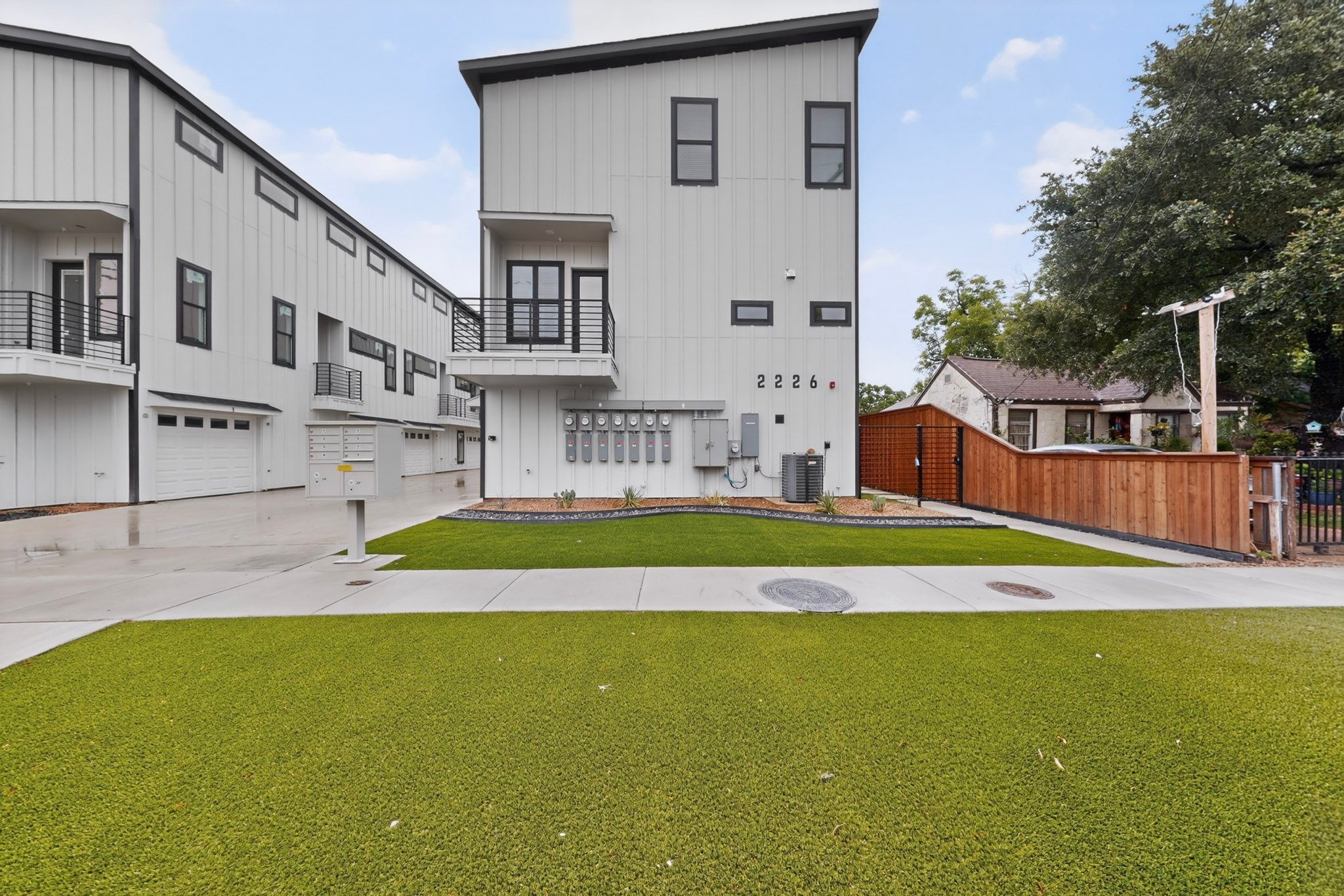 2226 Shea Road Dallas TX 75235