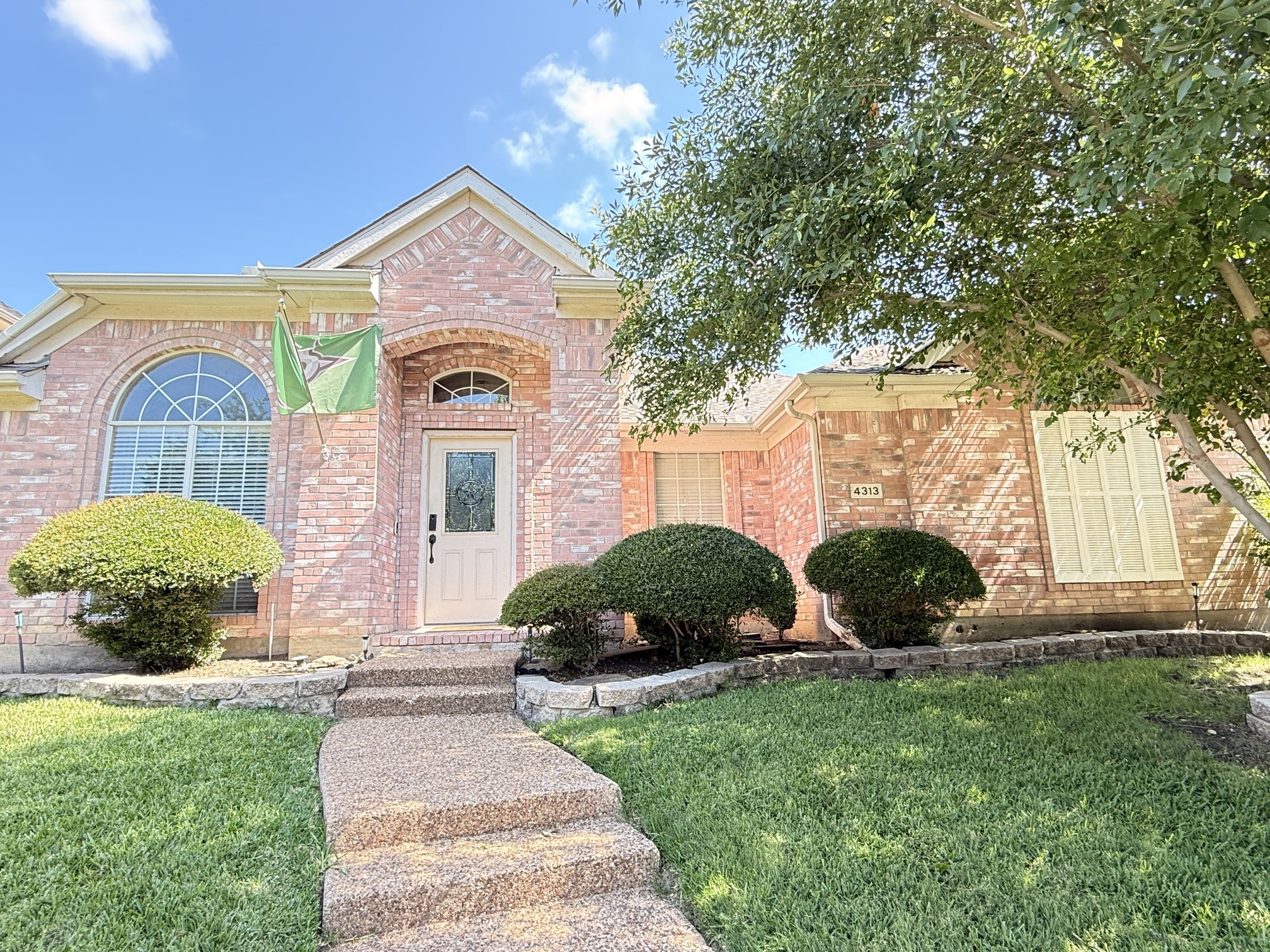 4313 Creekstone Drive Plano TX 75093
