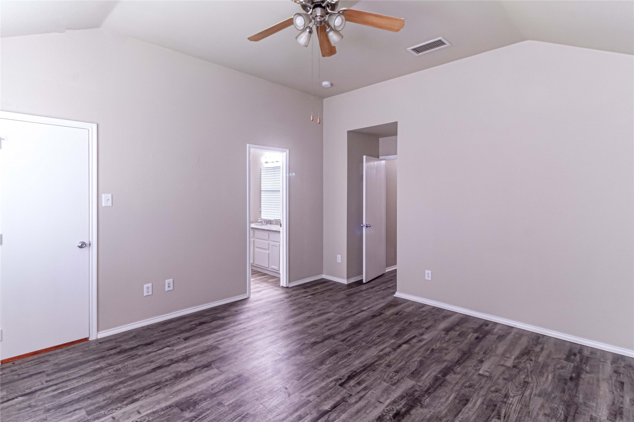 1306 Vireo Court Aubrey TX 76227