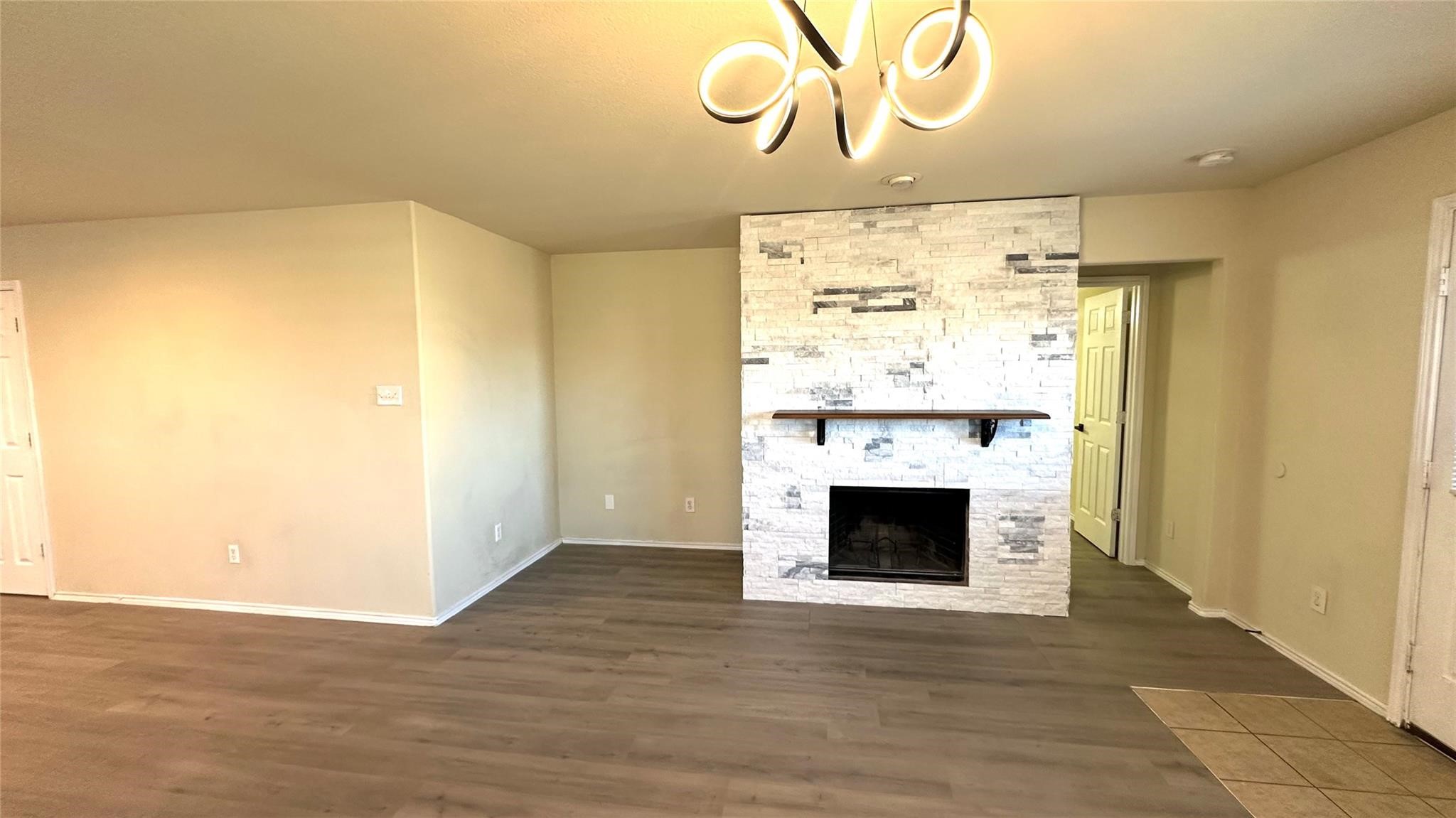 817 Lark Drive Aubrey TX 76227