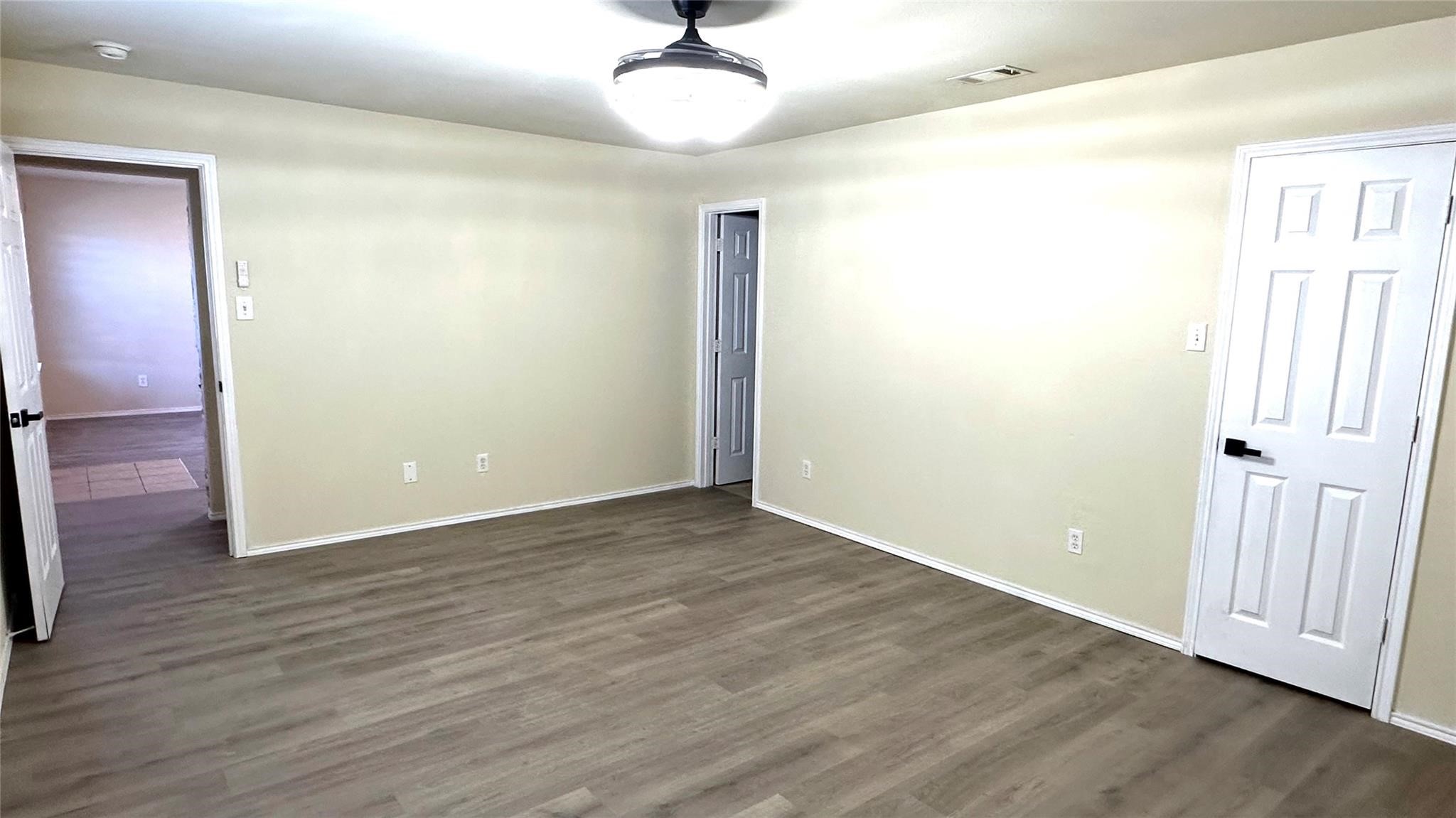 817 Lark Drive Aubrey TX 76227