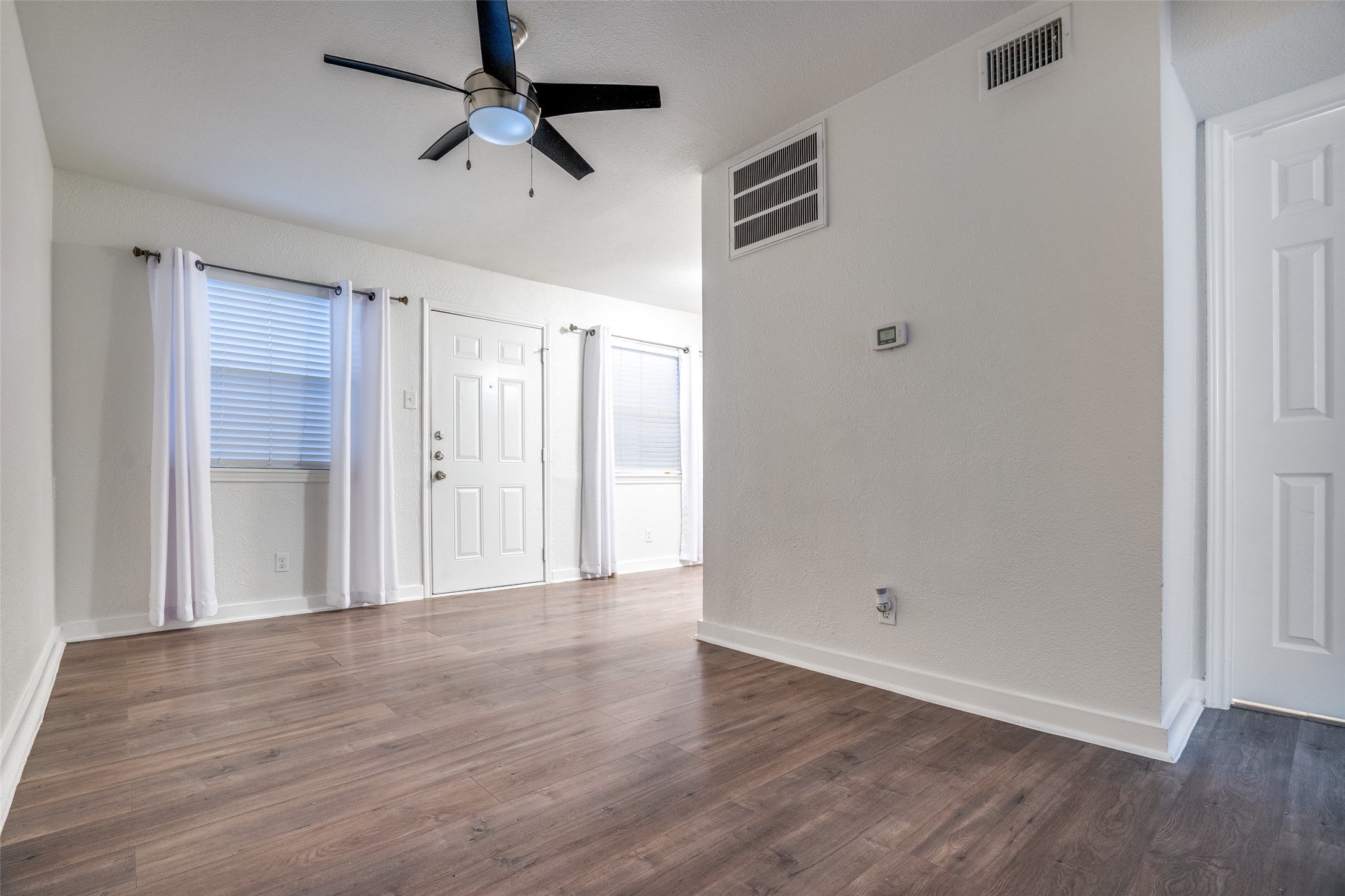 4927 San Jacinto Street Dallas TX 75206