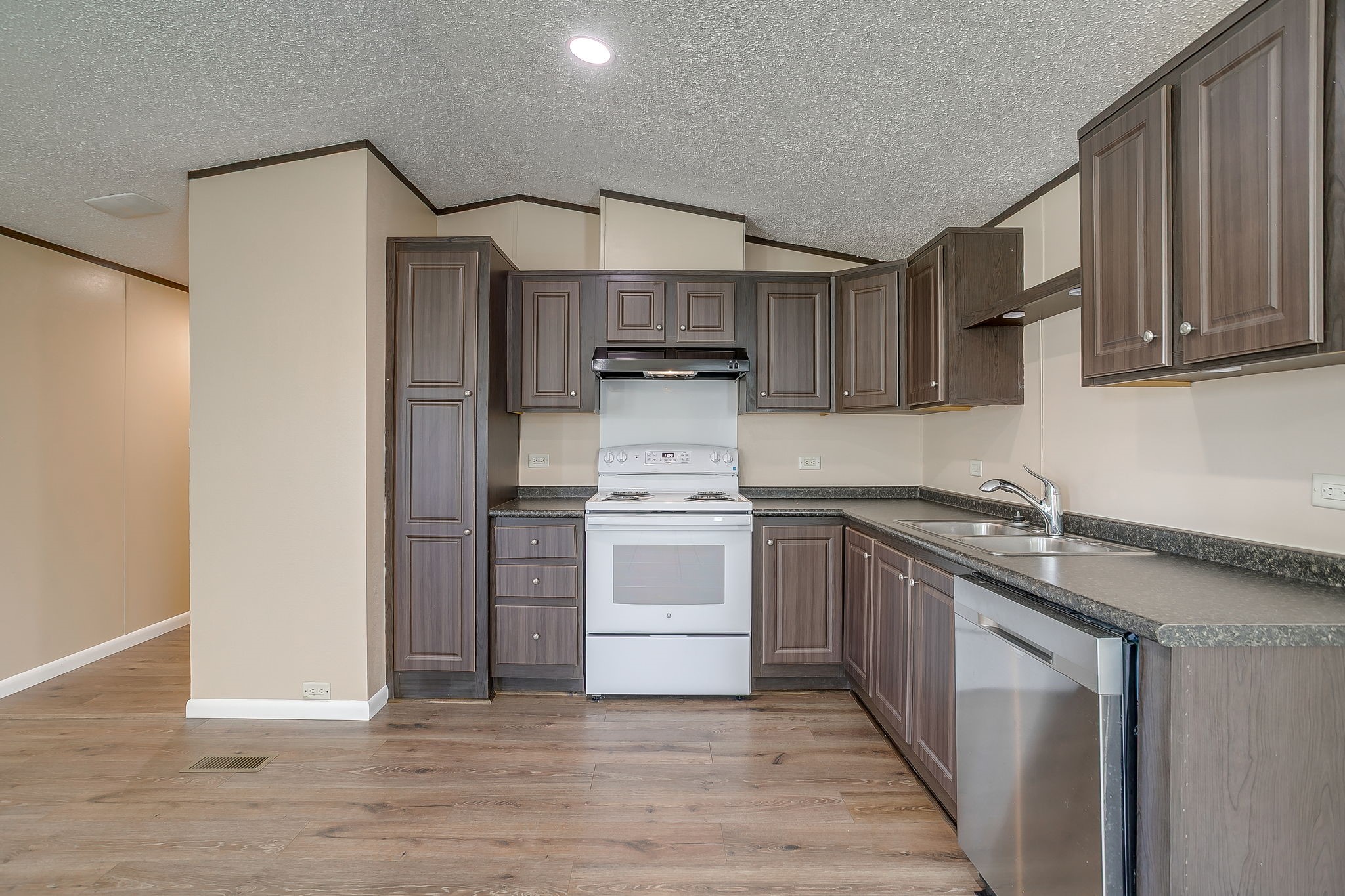 1948 Lariat Lane Burleson TX 76028