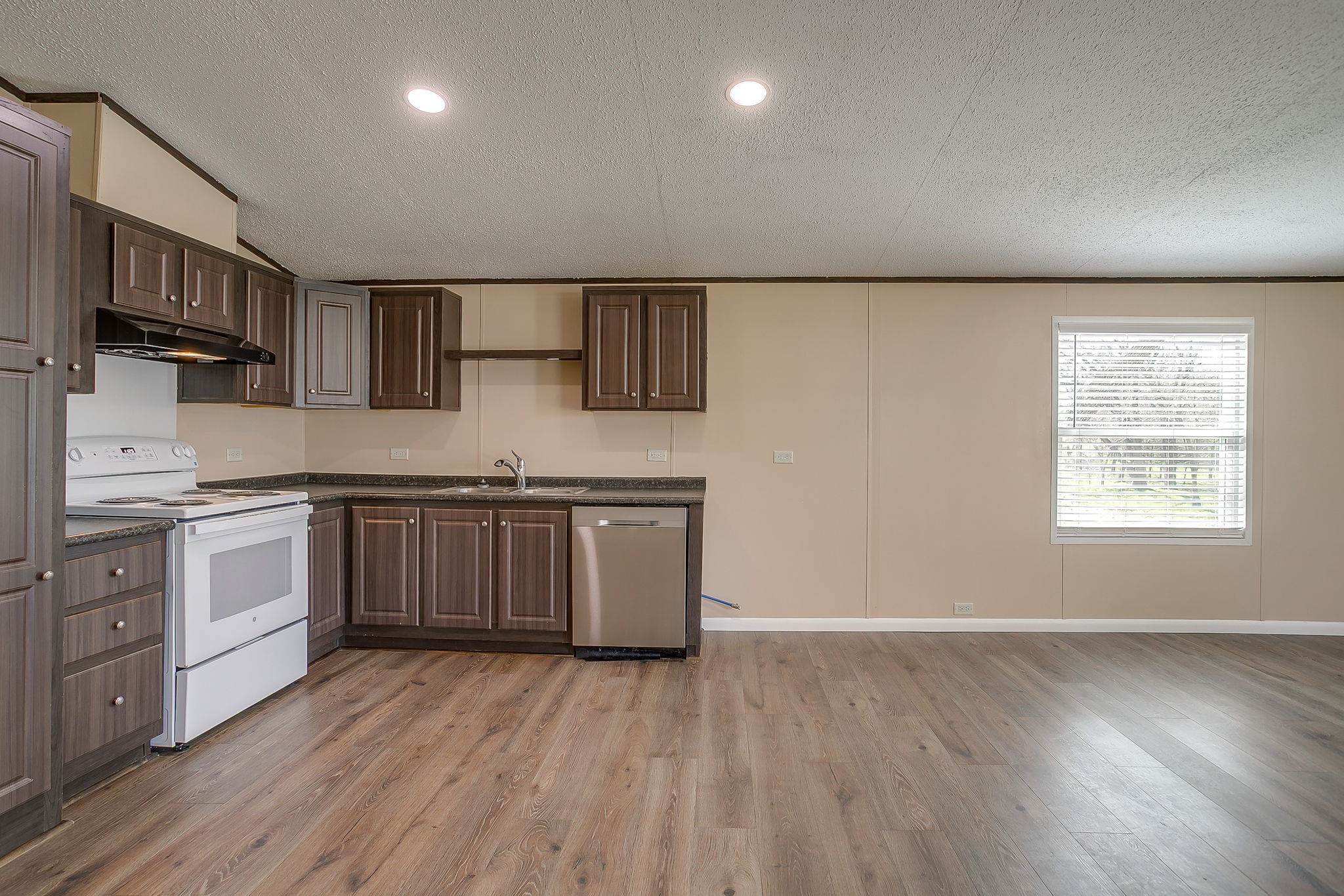 1948 Lariat Lane Burleson TX 76028