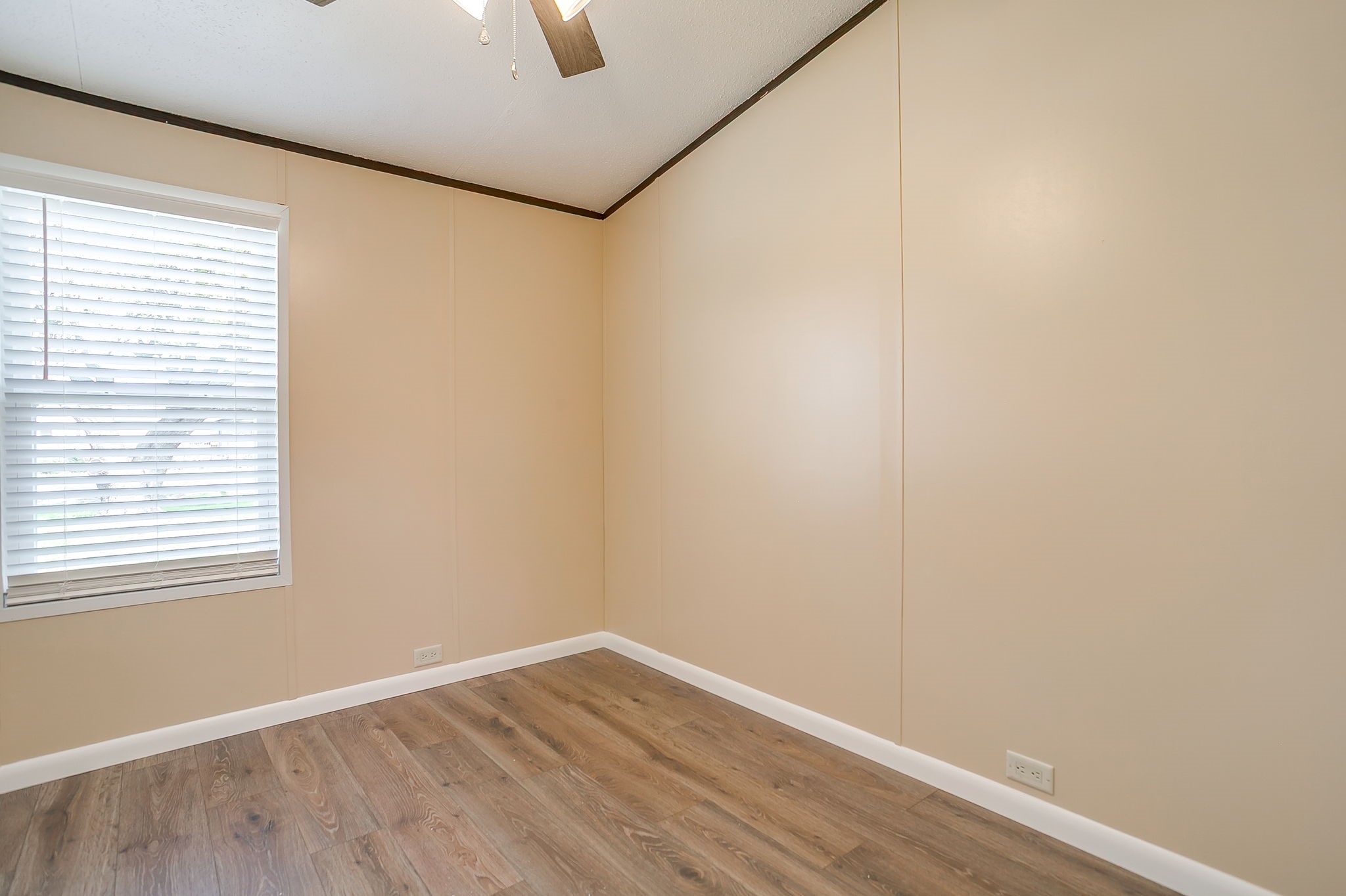 1948 Lariat Lane Burleson TX 76028