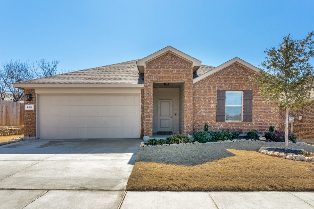 810 Wolf Creek Drive Cleburne TX 76033