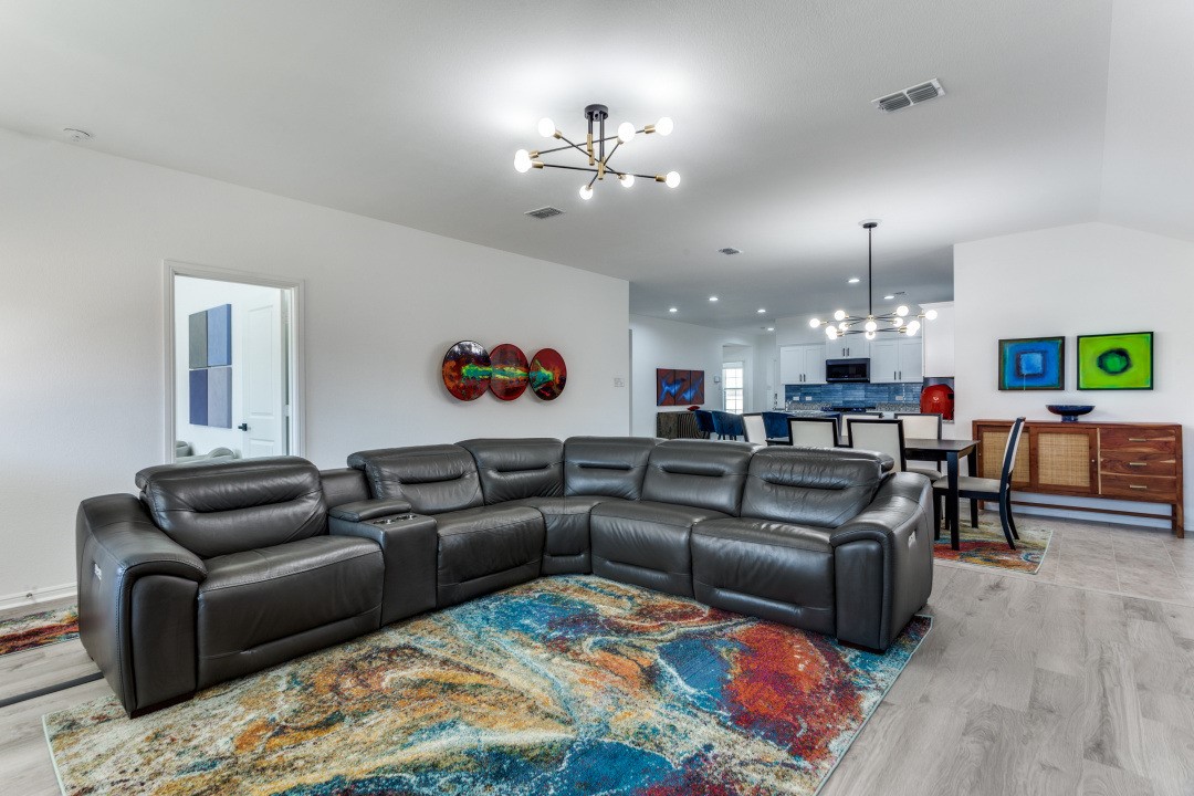 810 Wolf Creek Drive Cleburne TX 76033