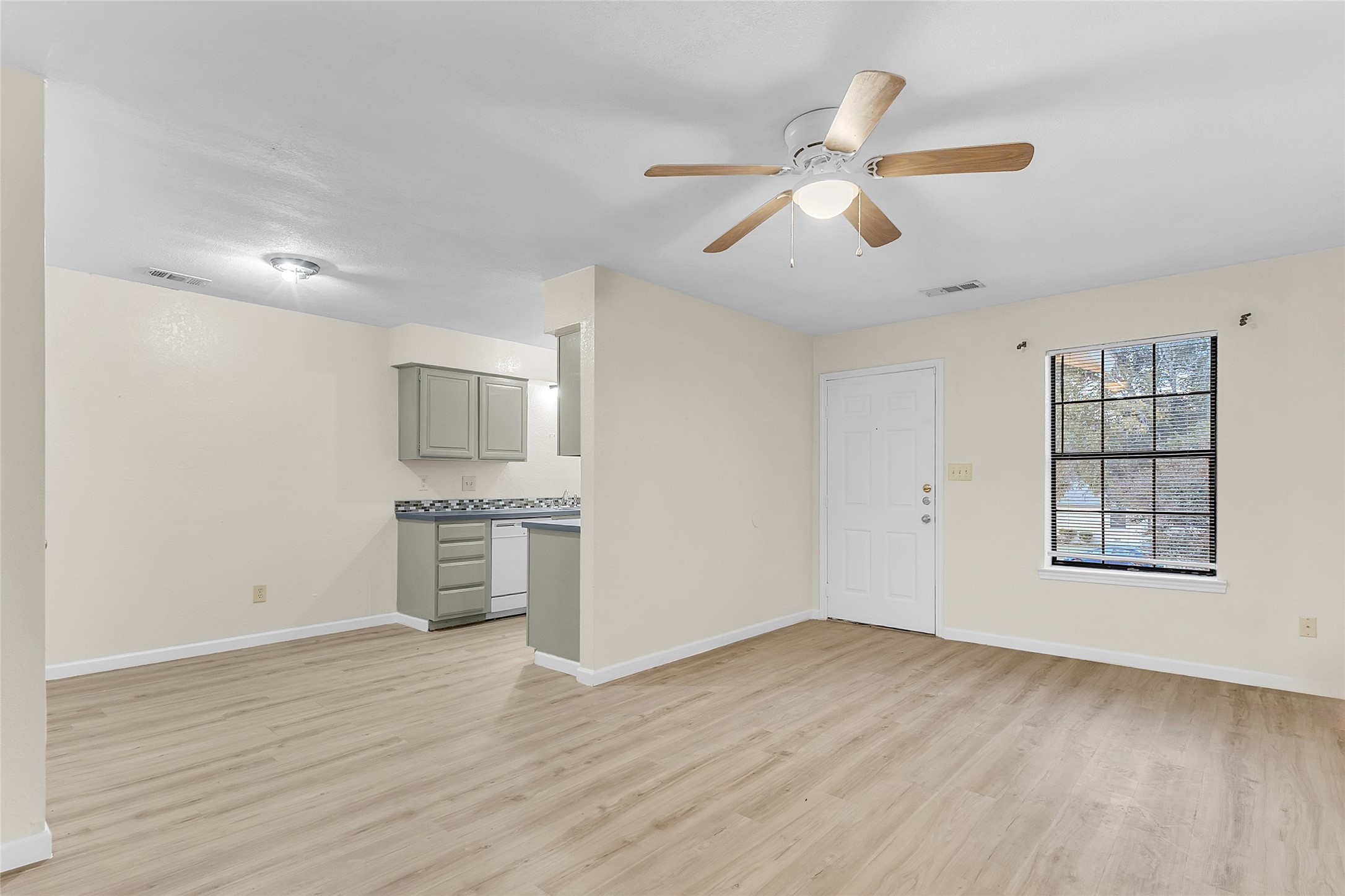 211 W Trinity Street Forney TX 75126