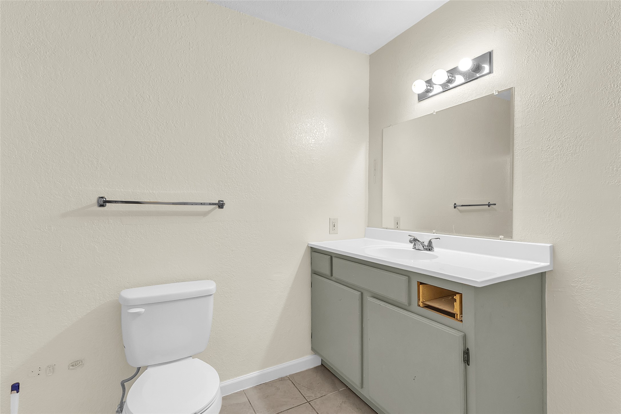 211 W Trinity Street Forney TX 75126