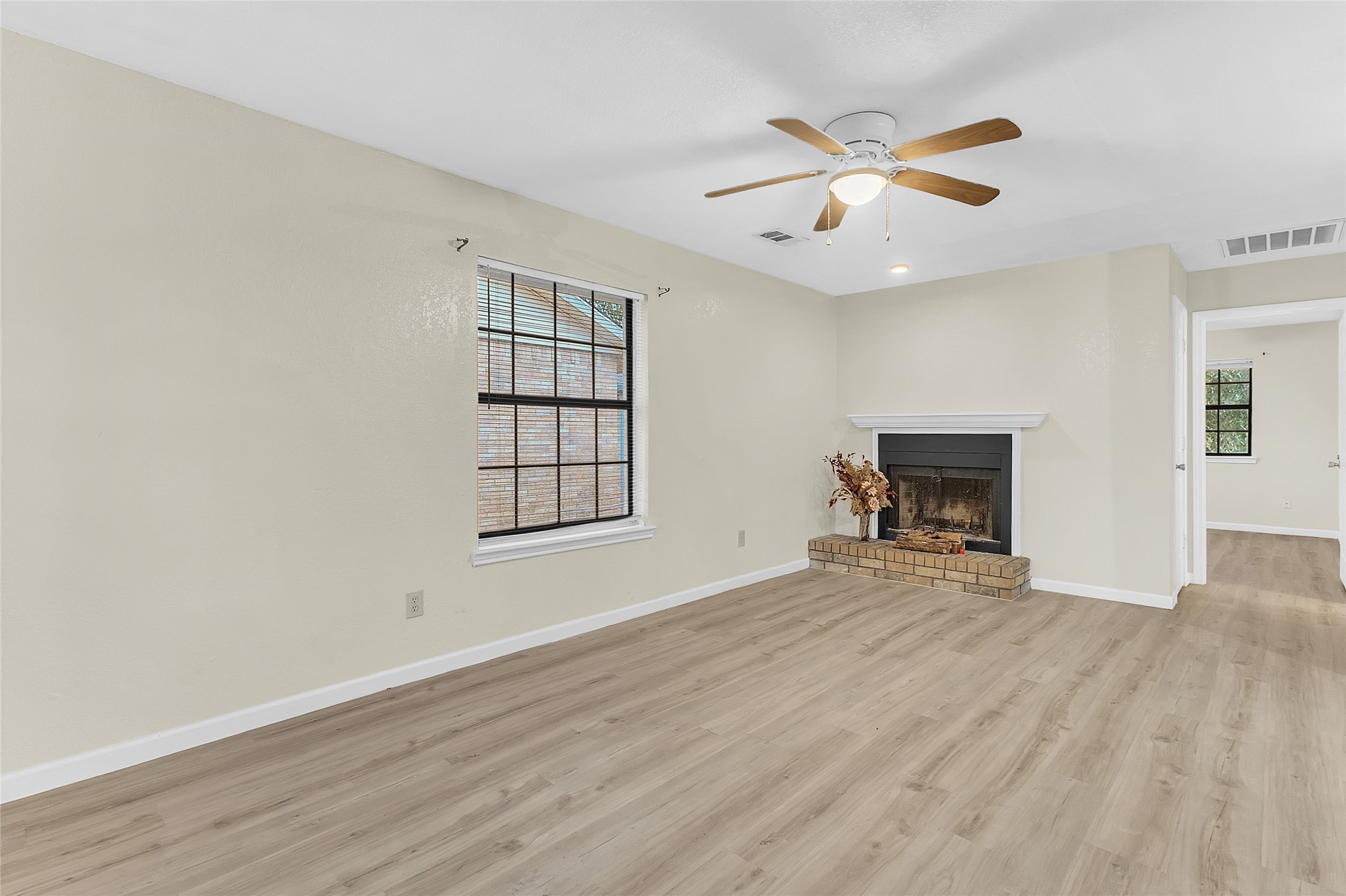 211 W Trinity Street Forney TX 75126