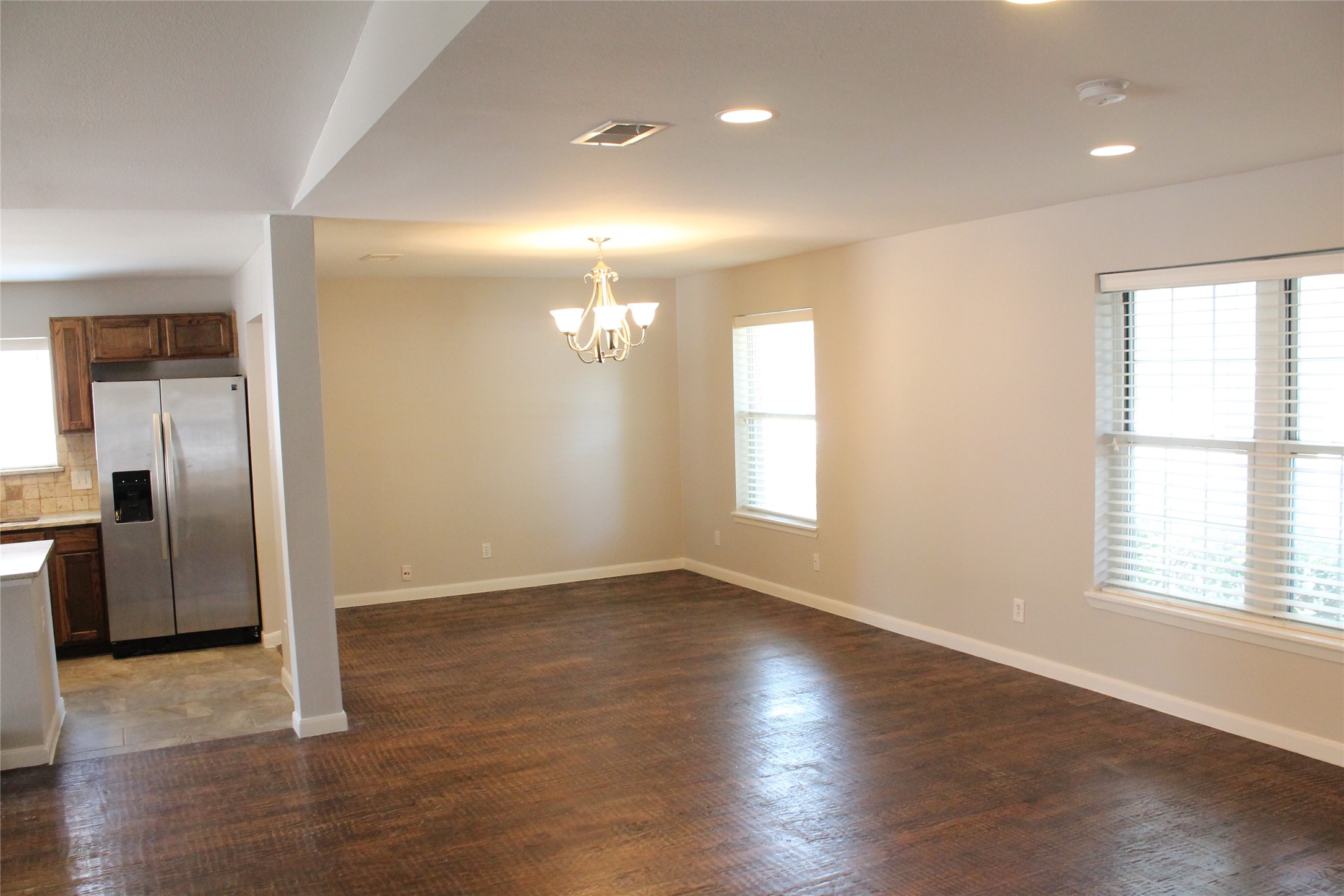 809 W Northgate Drive Irving TX 75062