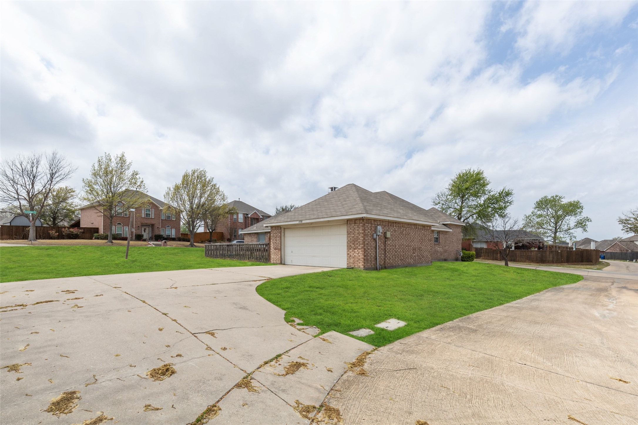 4500 Saddlebrook Drive Carrollton TX 75010