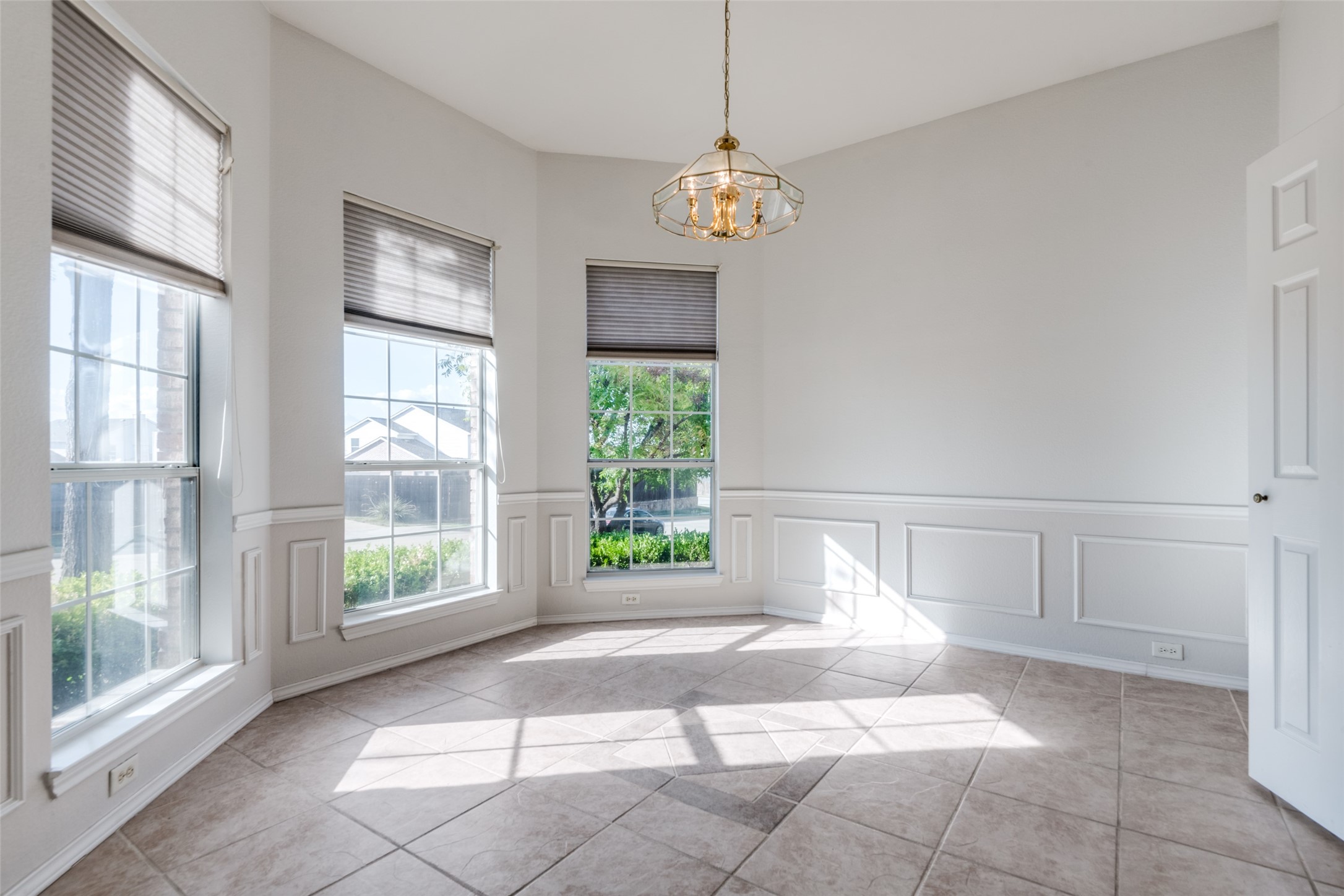 4500 Saddlebrook Drive Carrollton TX 75010