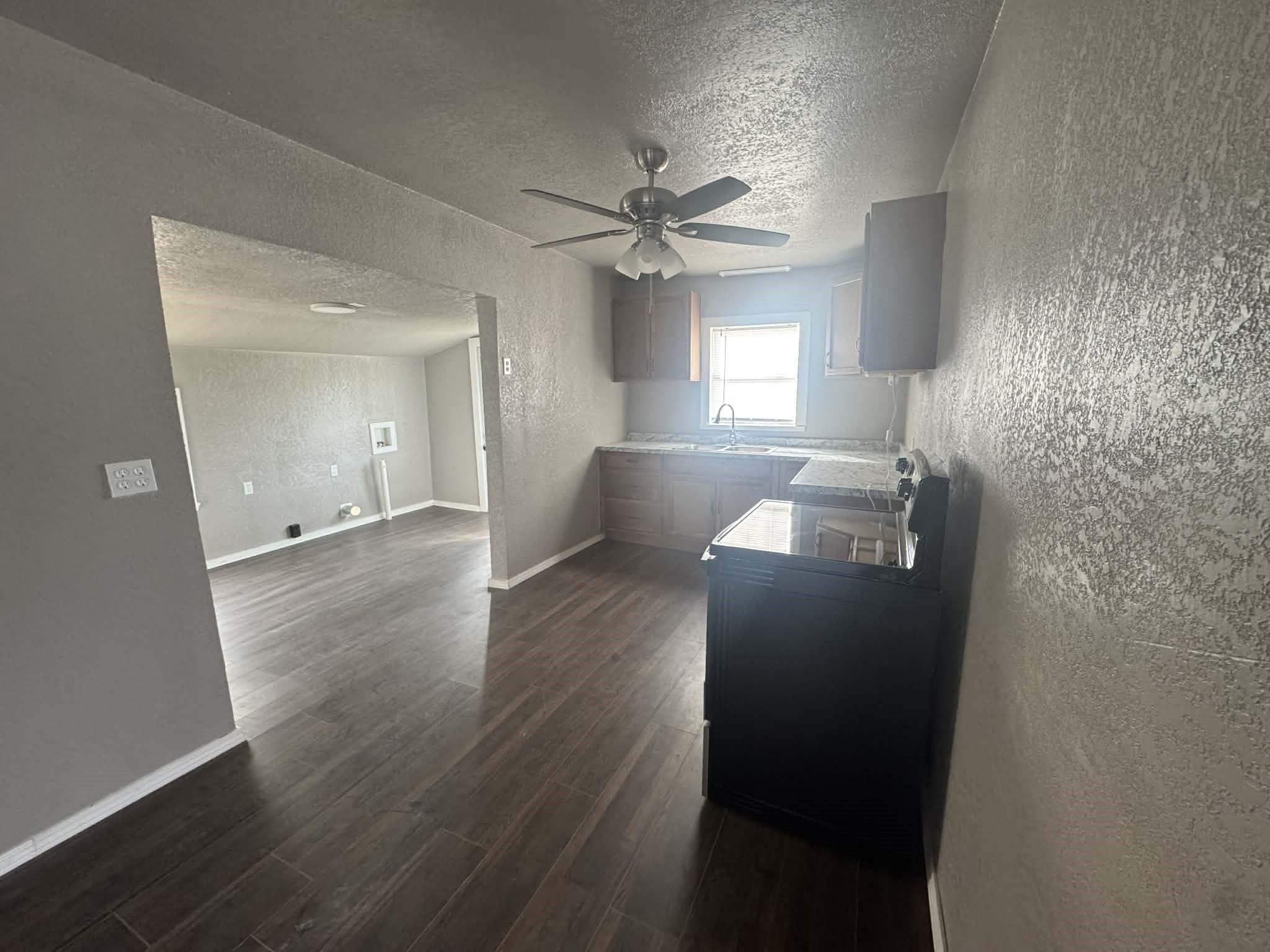 601 S Pine Street Comanche TX 76442