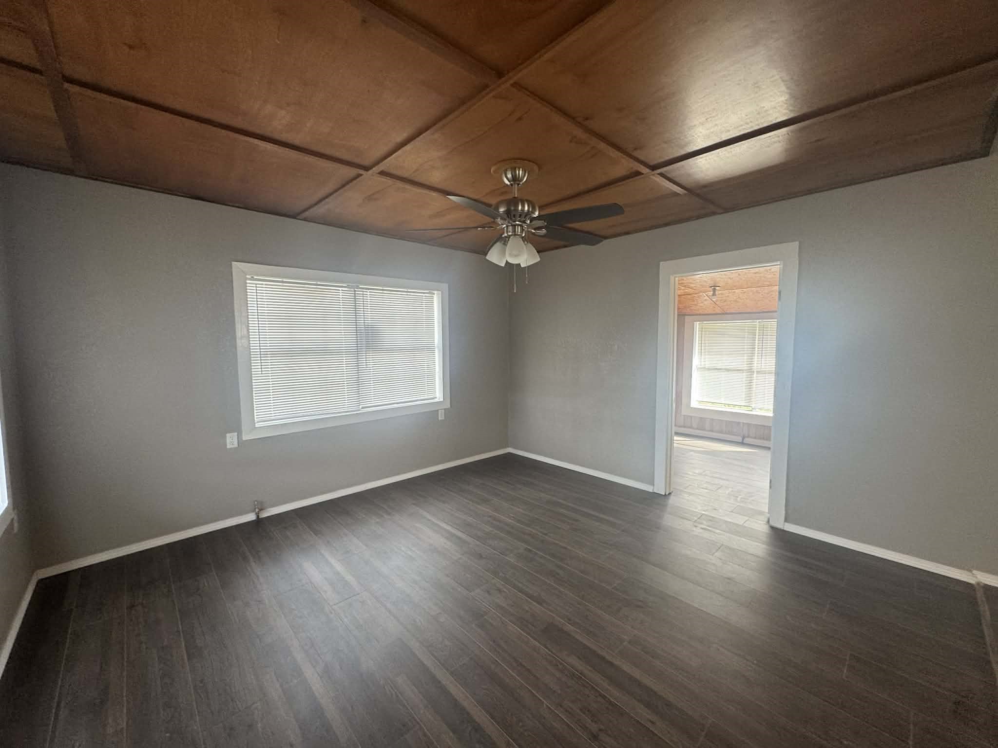 601 S Pine Street Comanche TX 76442