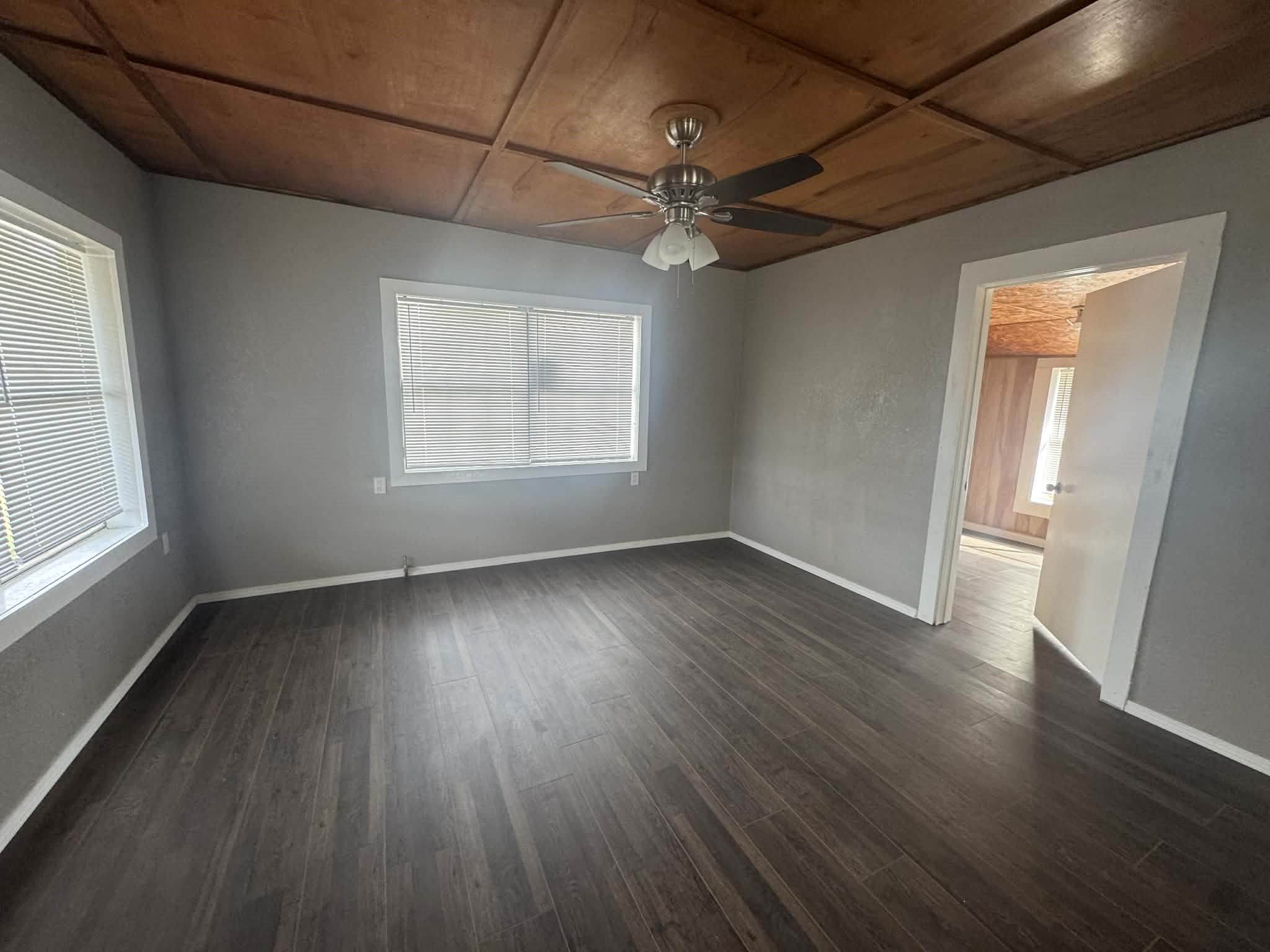 601 S Pine Street Comanche TX 76442