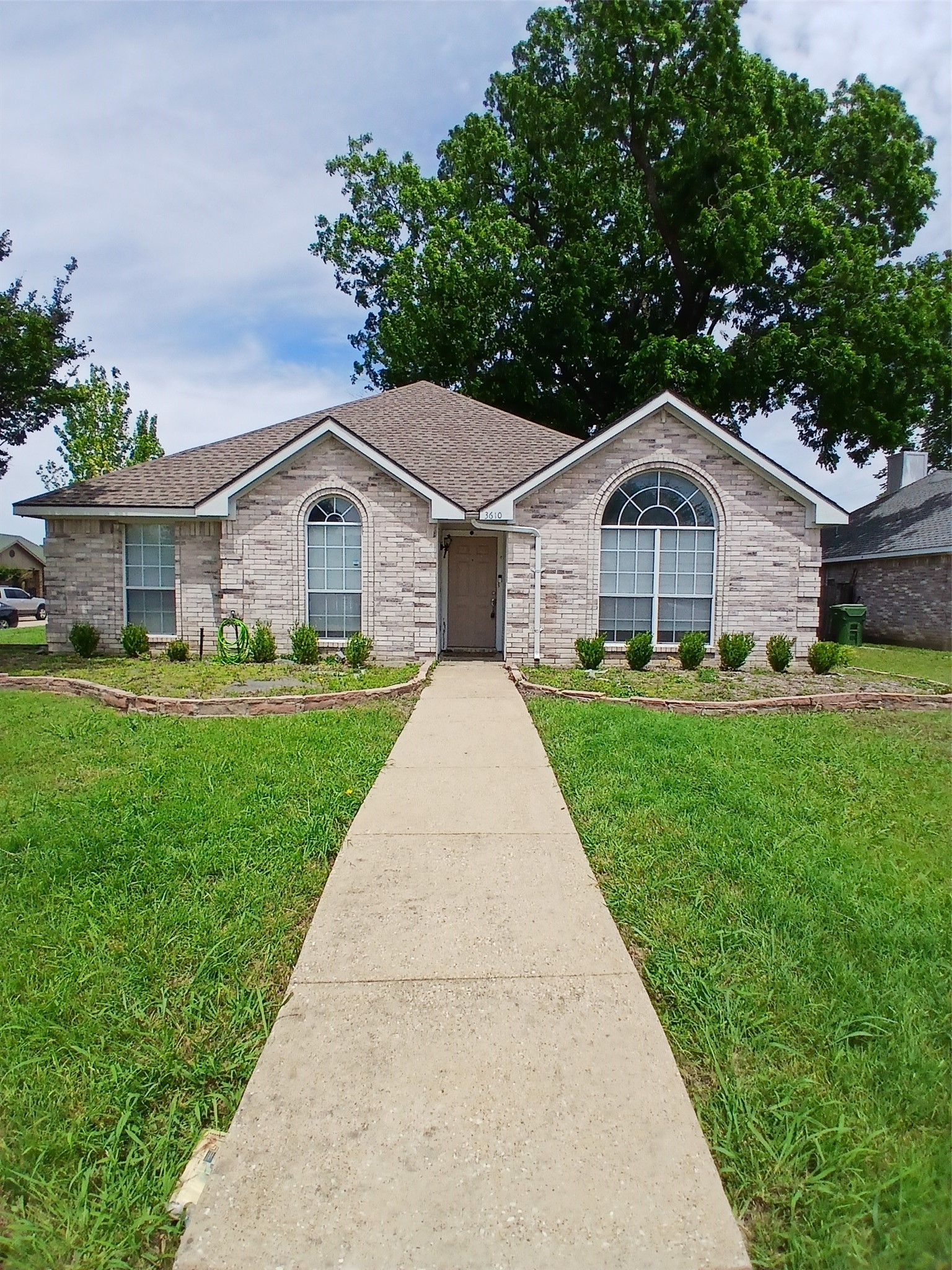 3610 Berrywood Circle Garland TX 75040