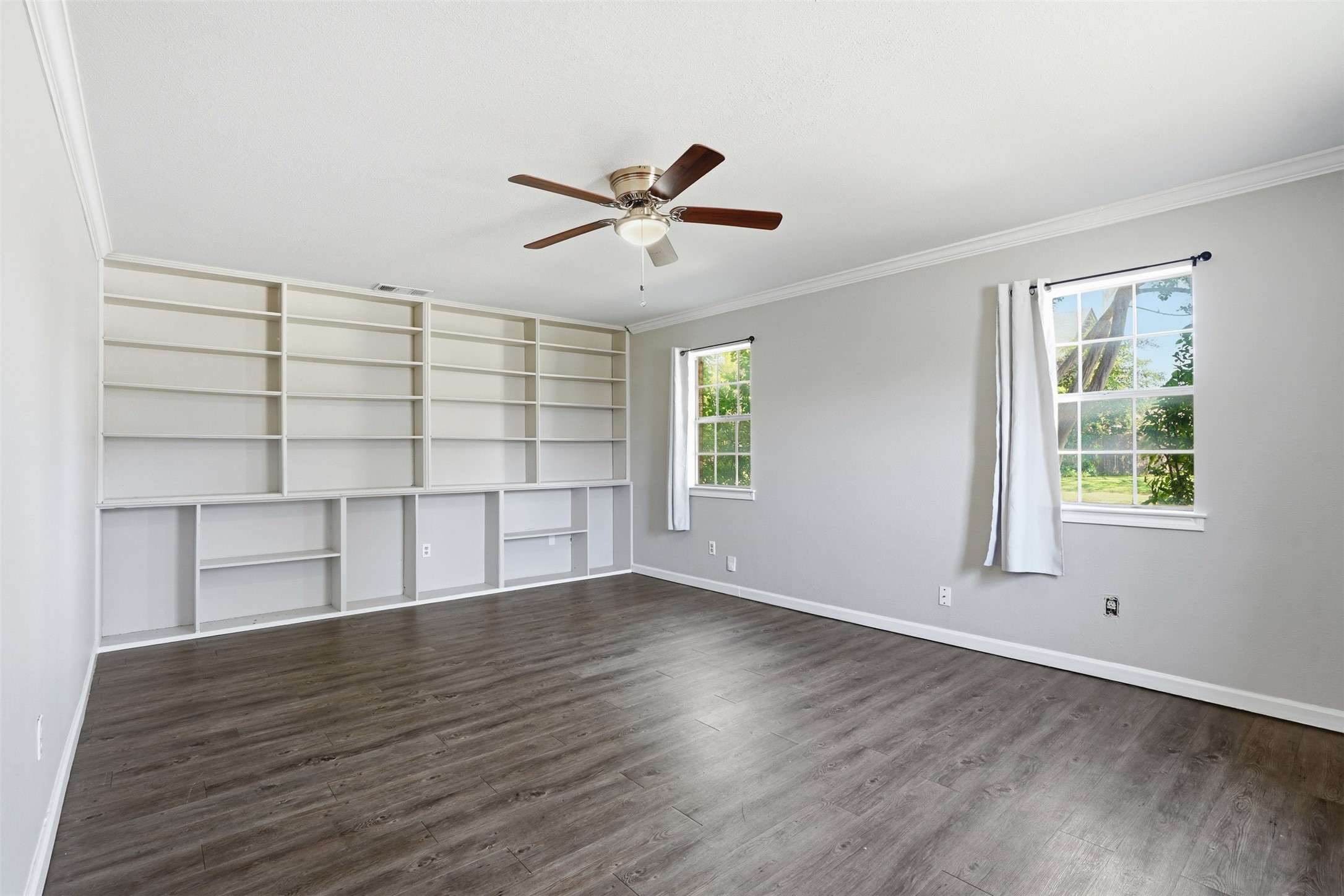 2319 St Gregory Street Arlington TX 76013