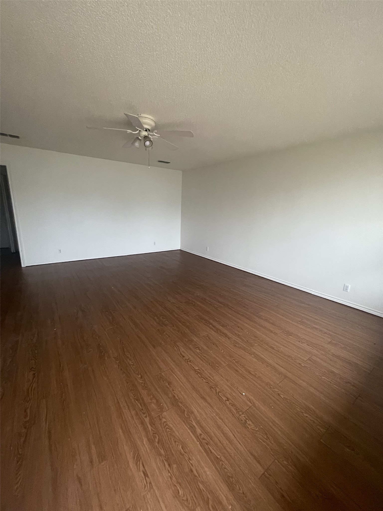715 W Chestnut Street Denison TX 75020