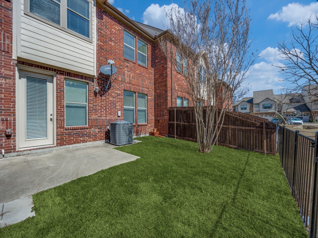 628 Gray Stone Lane Richardson TX 75081