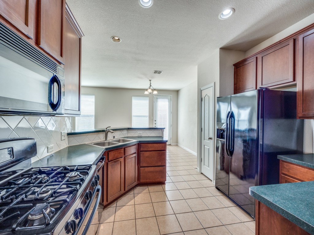 628 Gray Stone Lane Richardson TX 75081