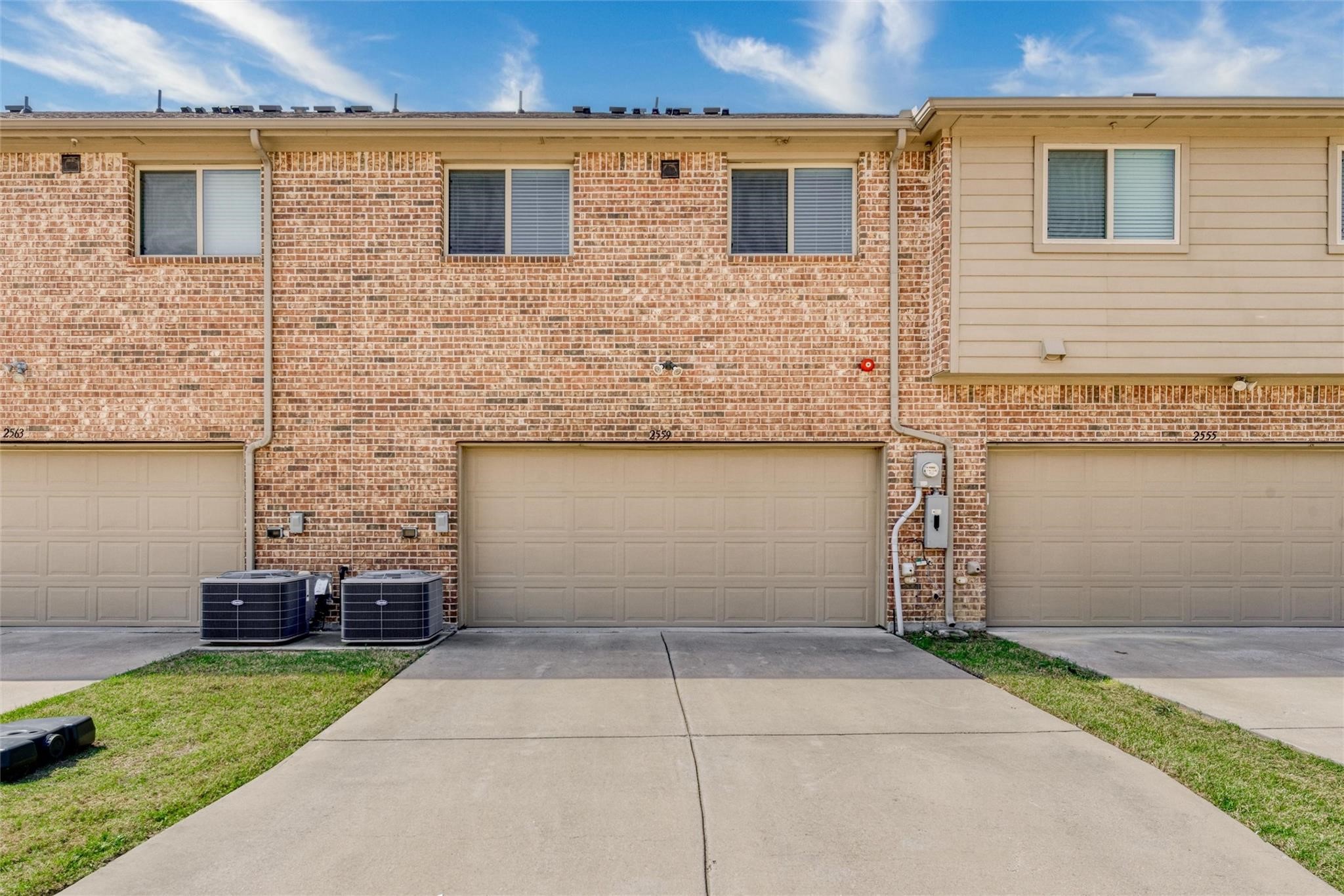 2559 Adam Lane Lewisville TX 75056