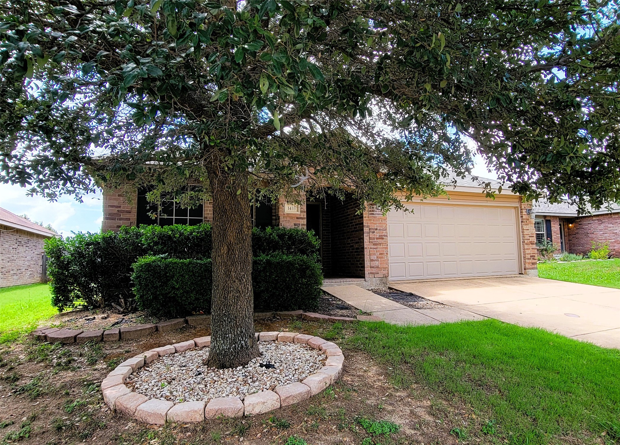 1433 Kramer Court Burleson TX 76028