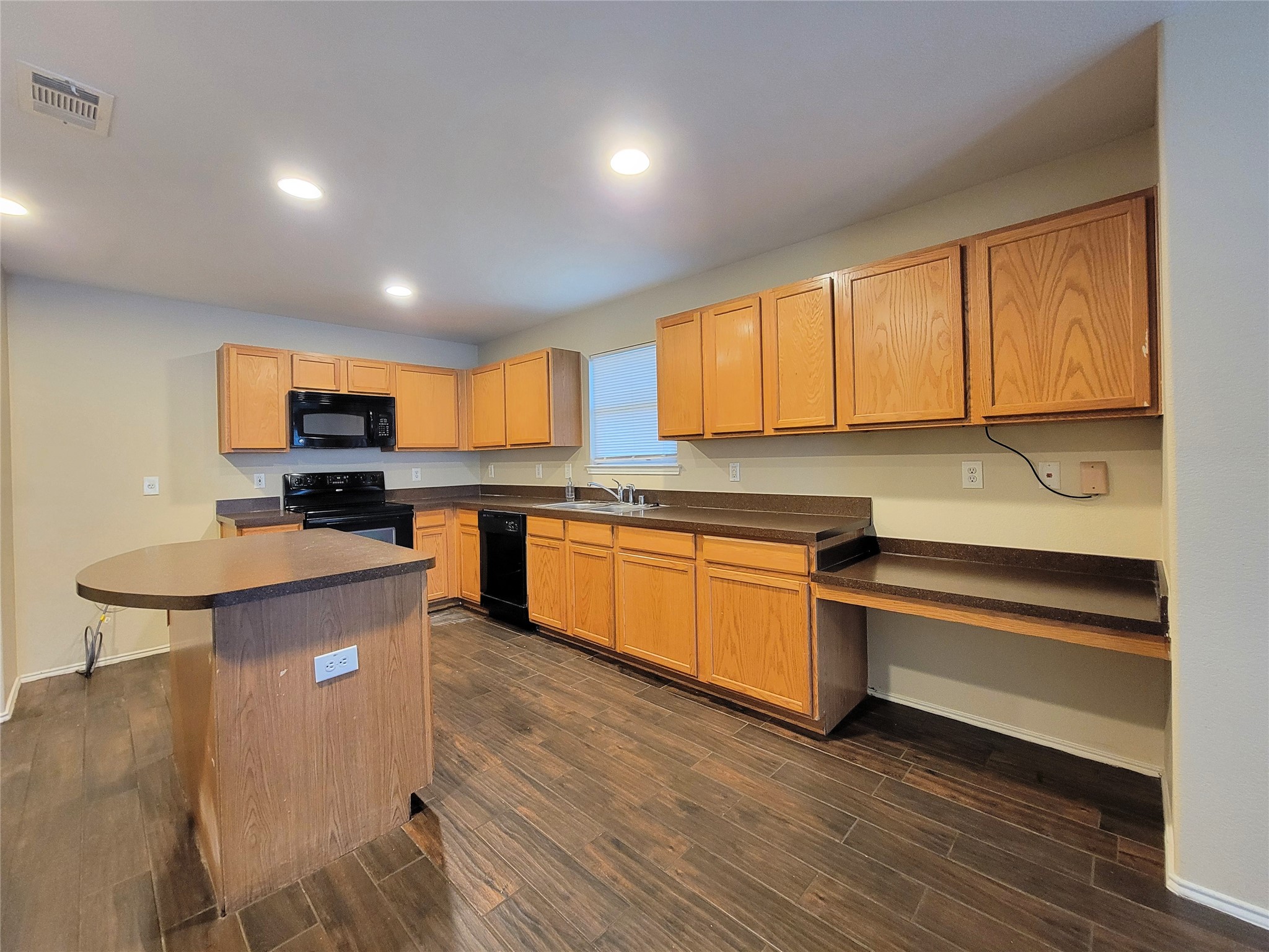 1433 Kramer Court Burleson TX 76028