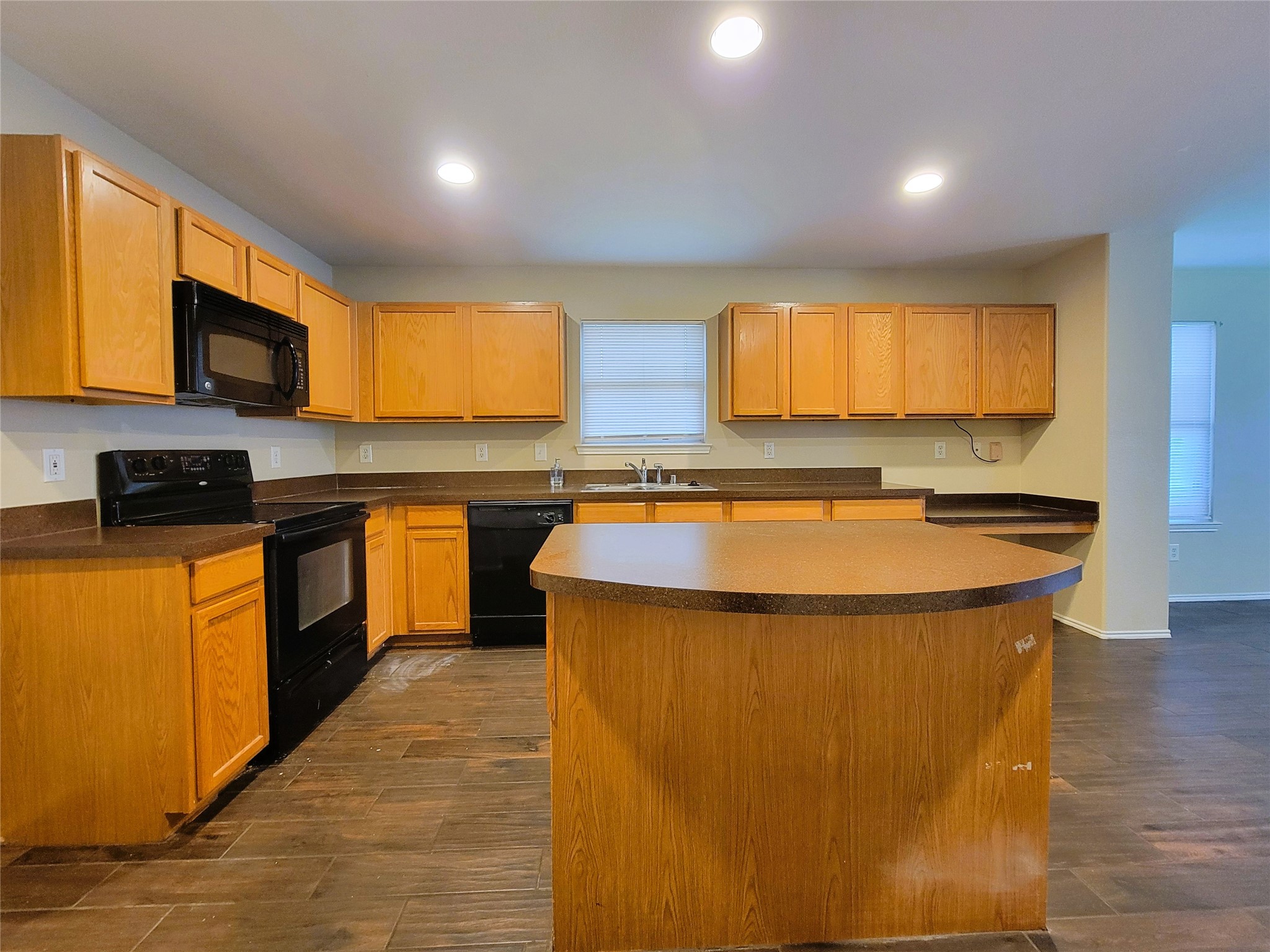 1433 Kramer Court Burleson TX 76028