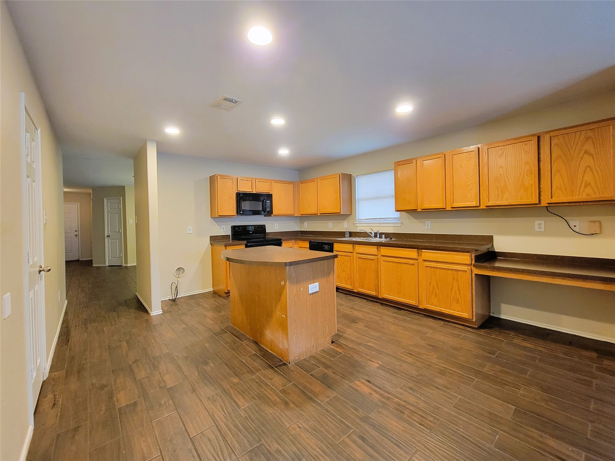 1433 Kramer Court Burleson TX 76028