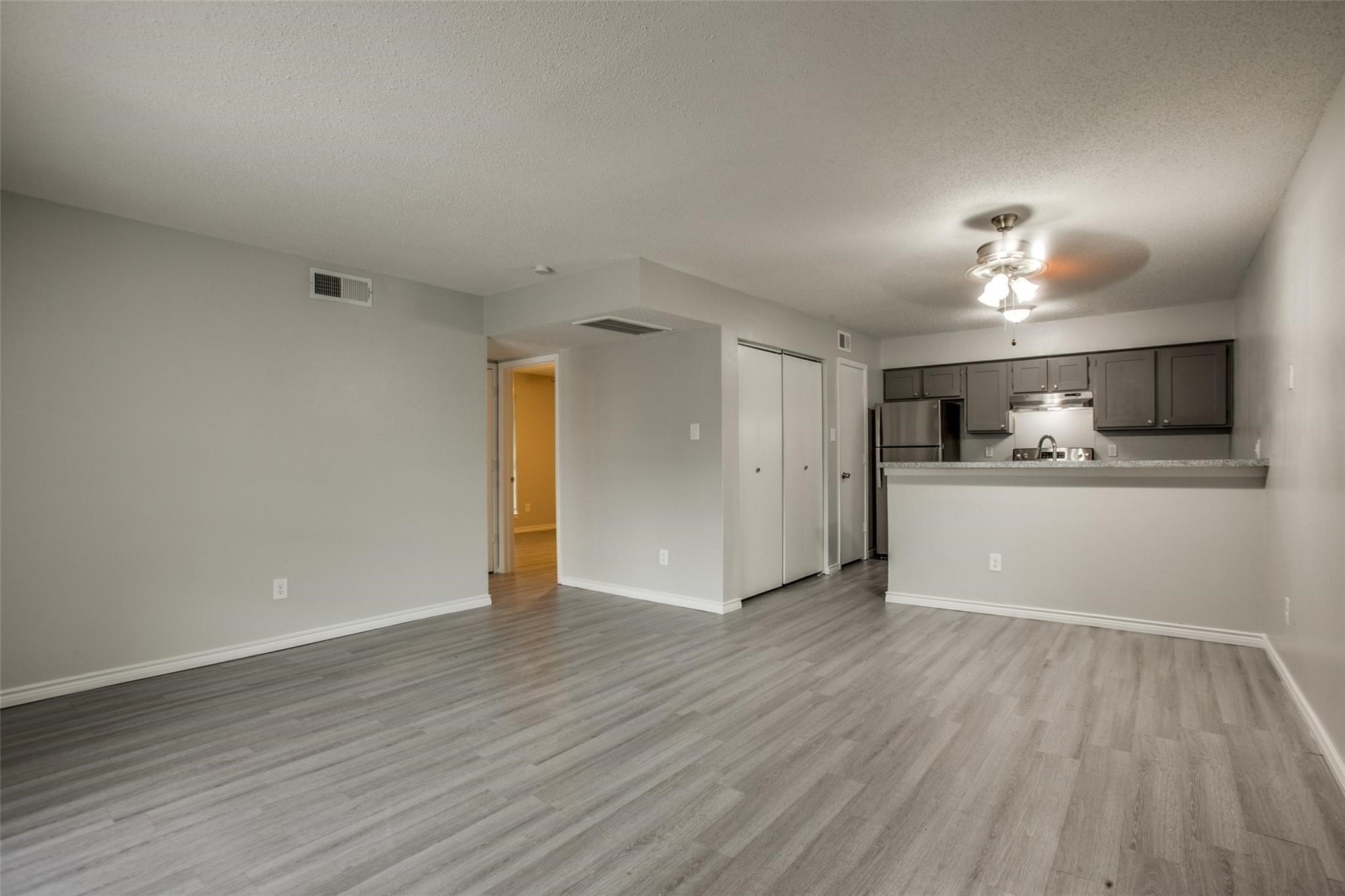 1935 Cranford Drive Garland TX 75041