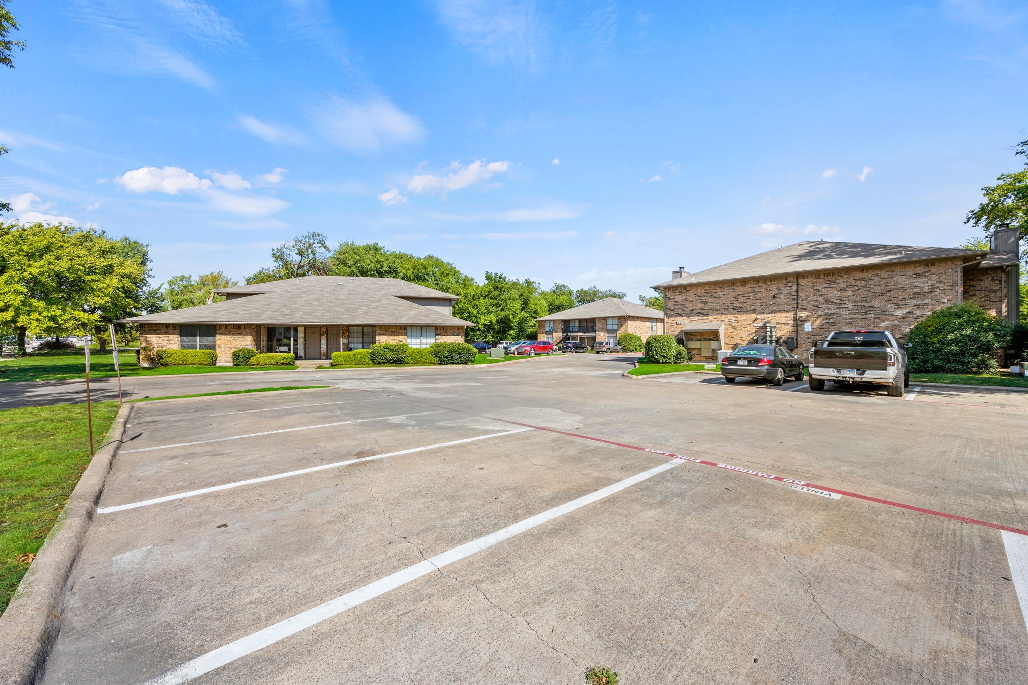 1935 Cranford Drive Garland TX 75041