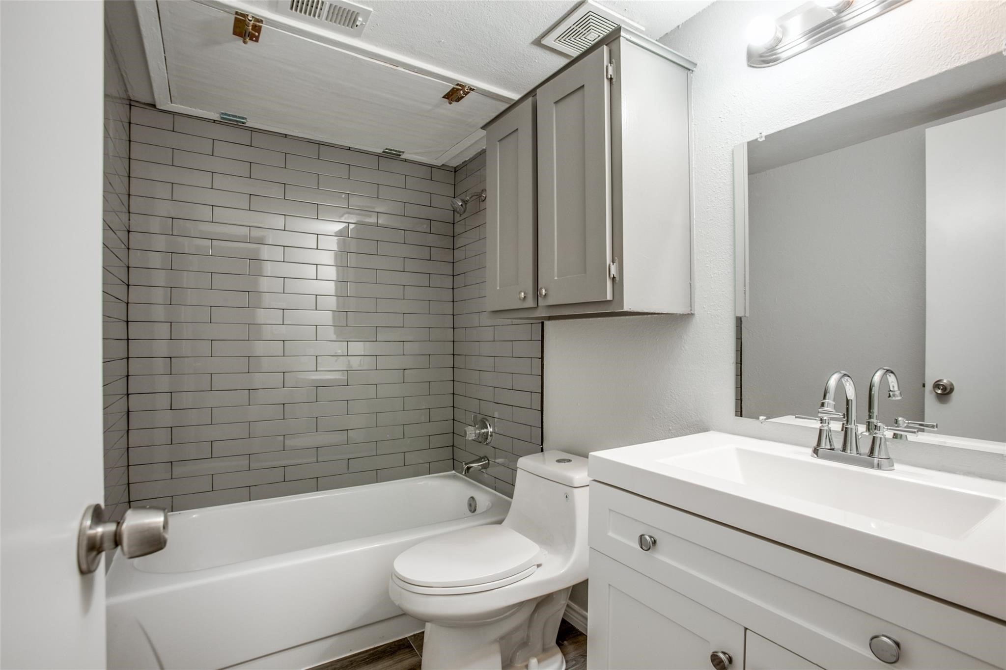 1935 Cranford Drive Garland TX 75041