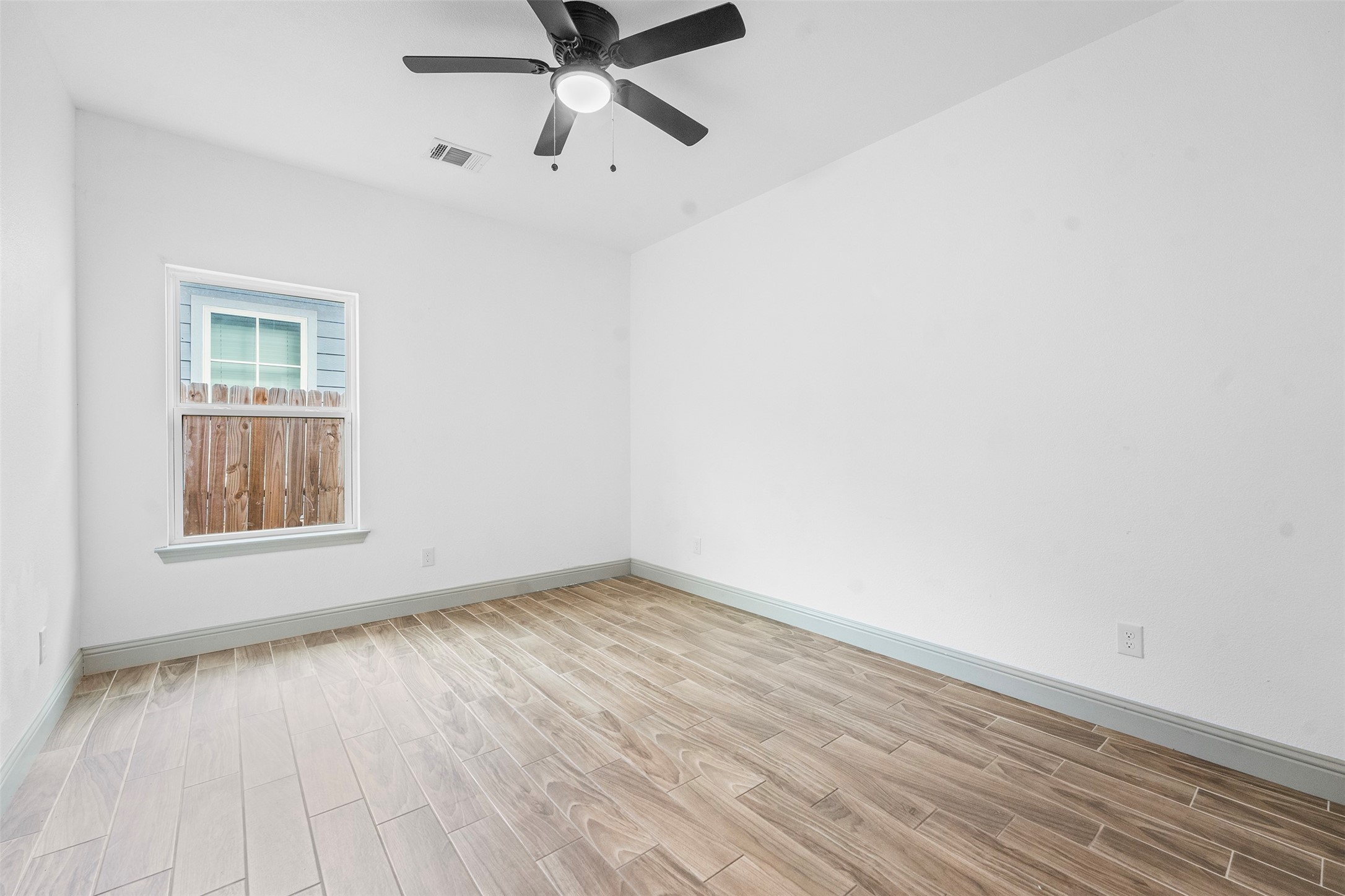 4801 Shackleford Street Fort Worth TX 76119