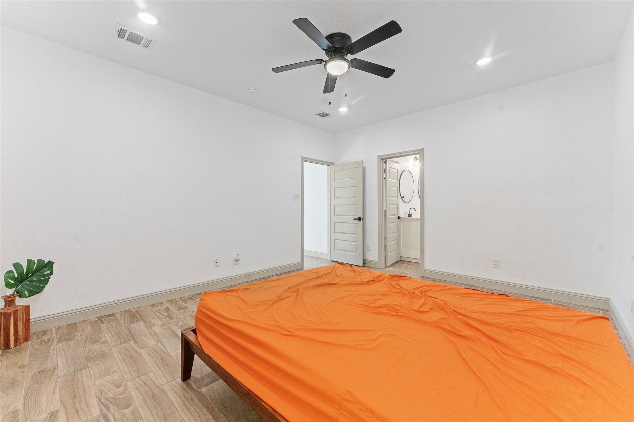 4801 Shackleford Street Fort Worth TX 76119