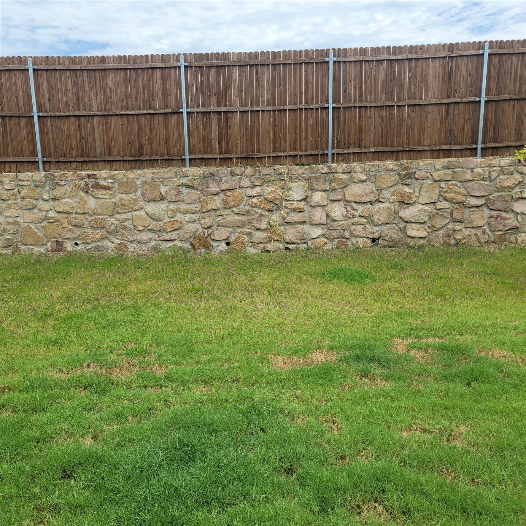 1213 Wildflower Street Ennis TX 75119