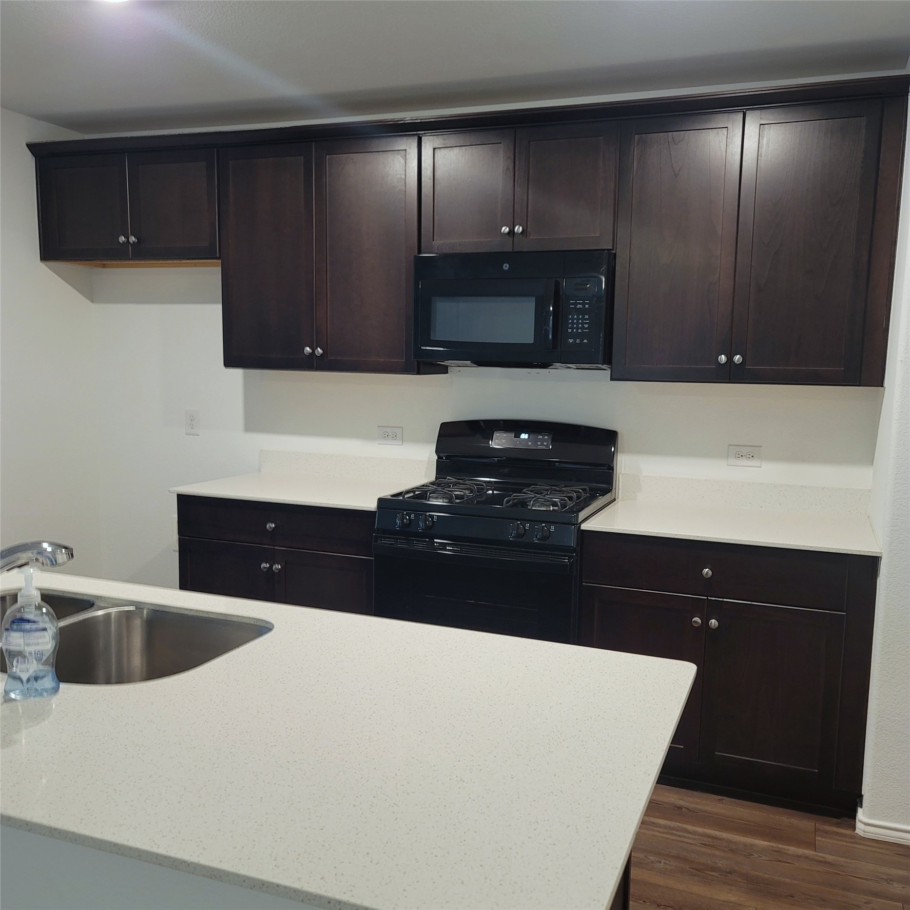 1213 Wildflower Street Ennis TX 75119