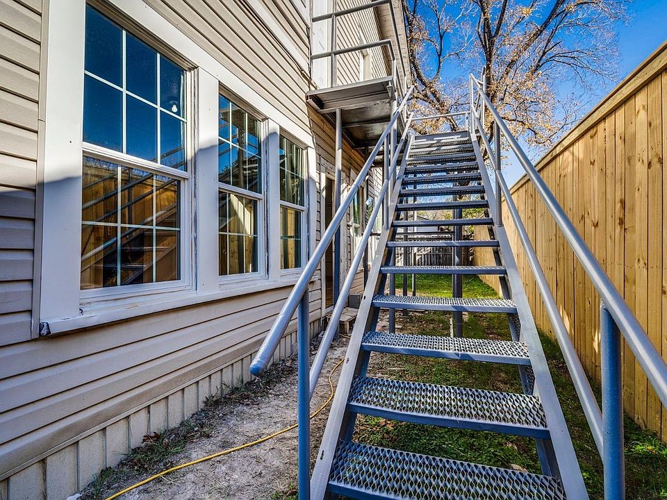1221 W 2nd Avenue Corsicana TX 75110